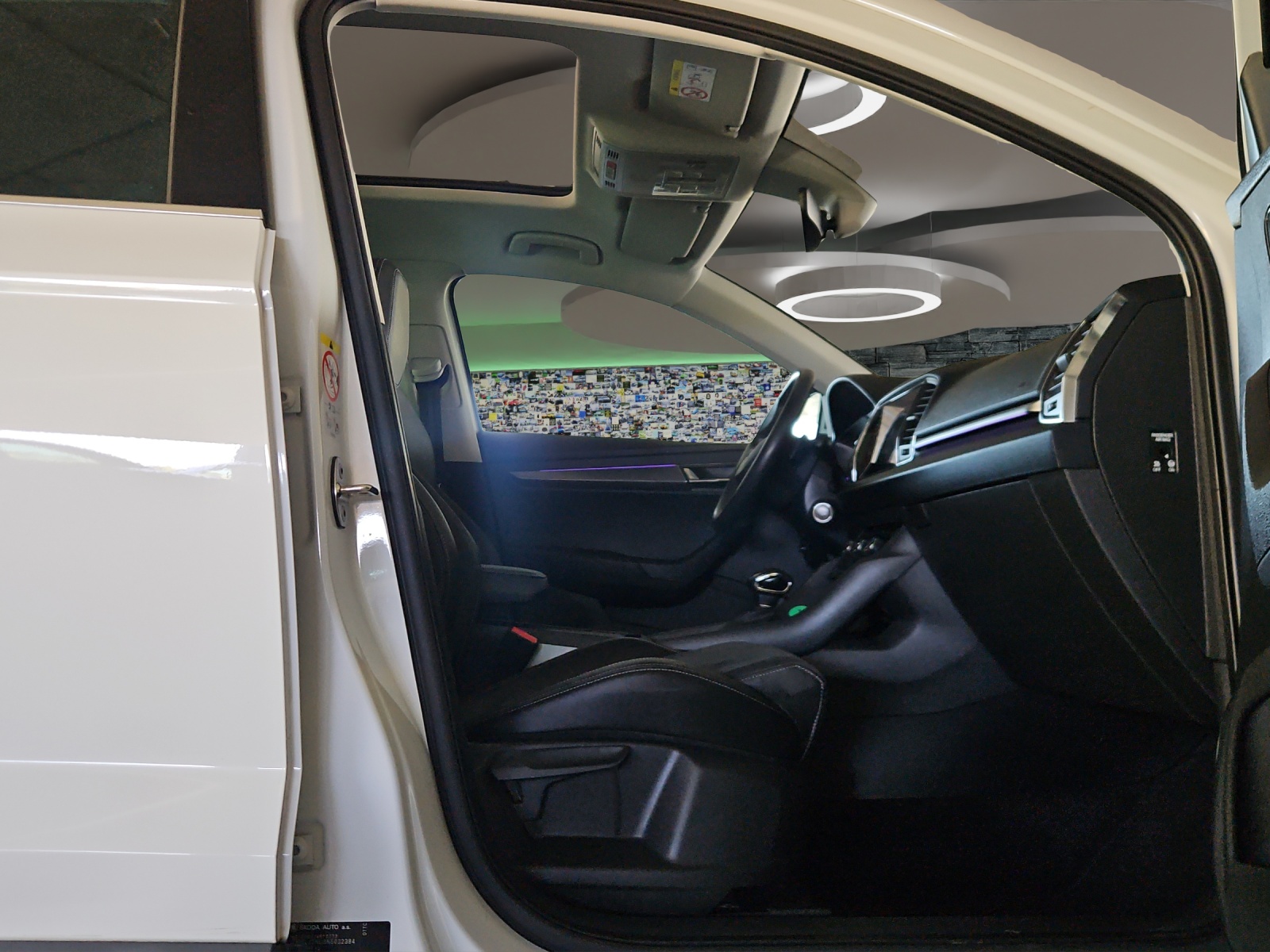 SKODA Karoq 2.0 TDI CR Style 4x4 DSG-image-9