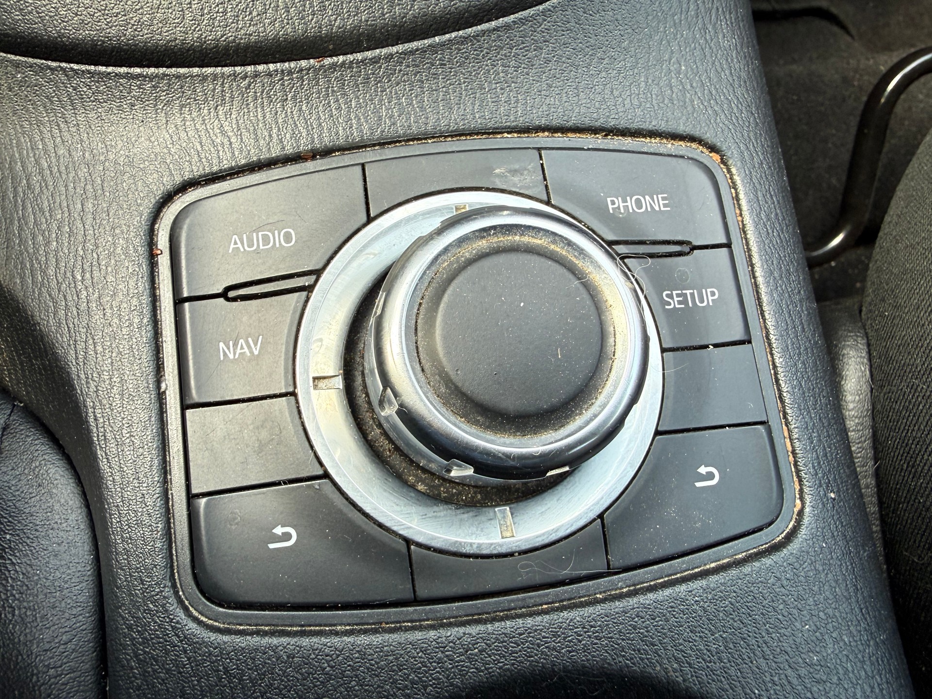MAZDA CX-5 2.0 Ambition AWD-image-15