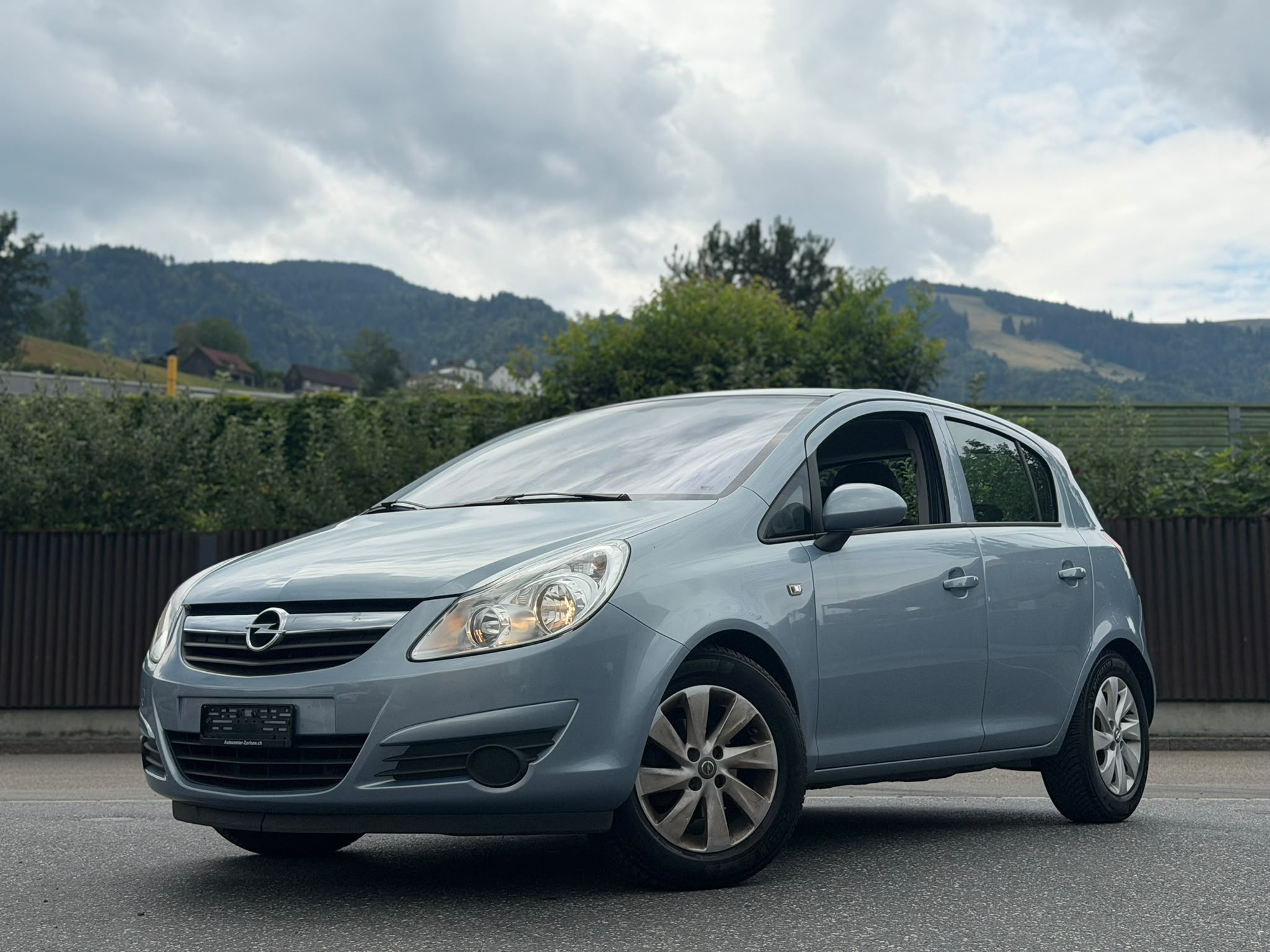Car photo