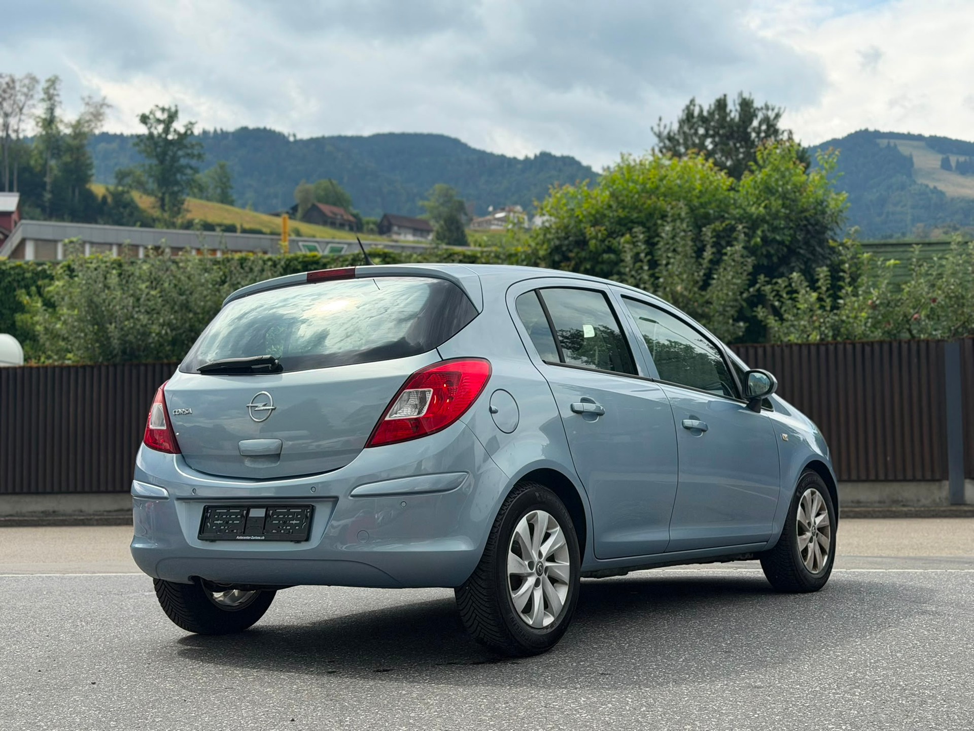 OPEL Corsa 1.4 TP Color Edition Automatic-image-3