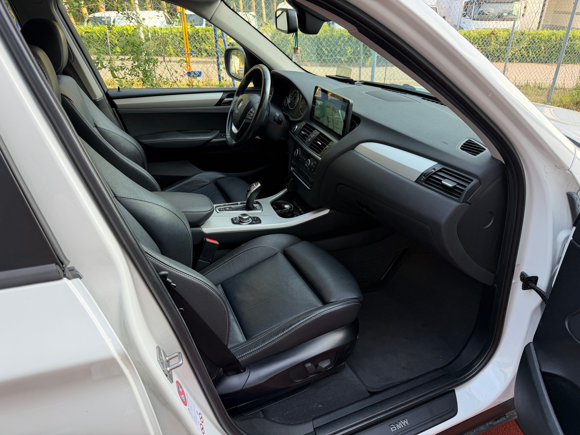 BMW X3 xDrive 35i Steptronic-image-8