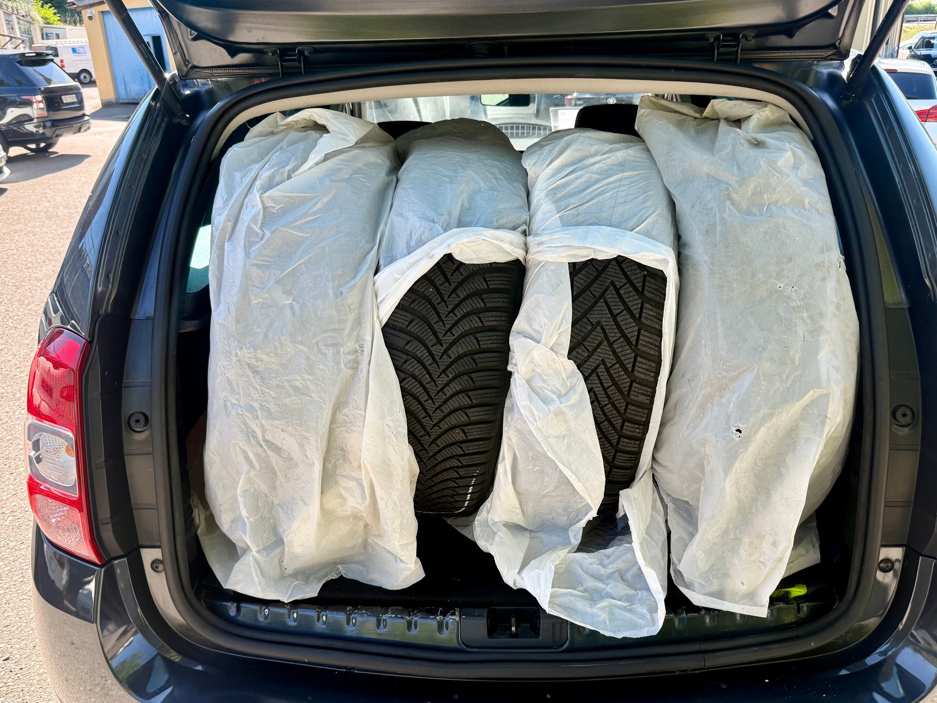 DACIA Duster 1.6 4x4-image-9