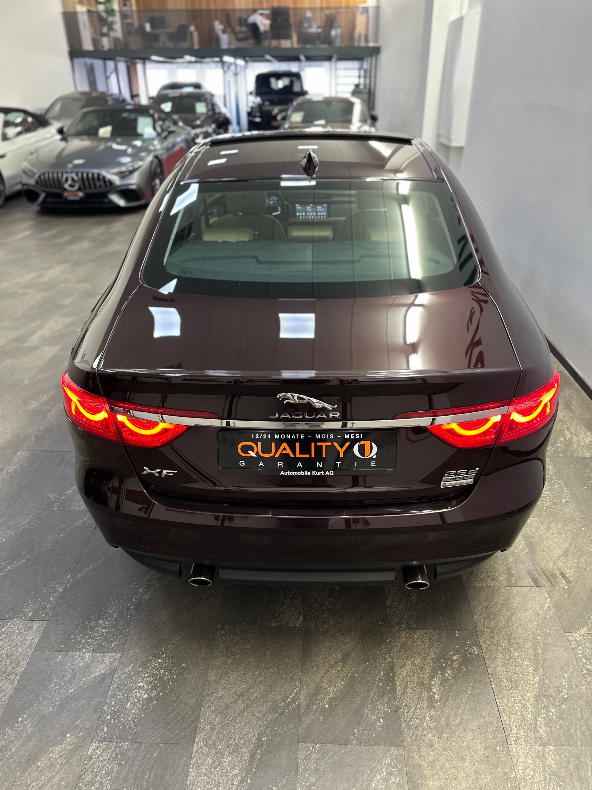 JAGUAR XF 25d Prestige AWD Automatic-image-4