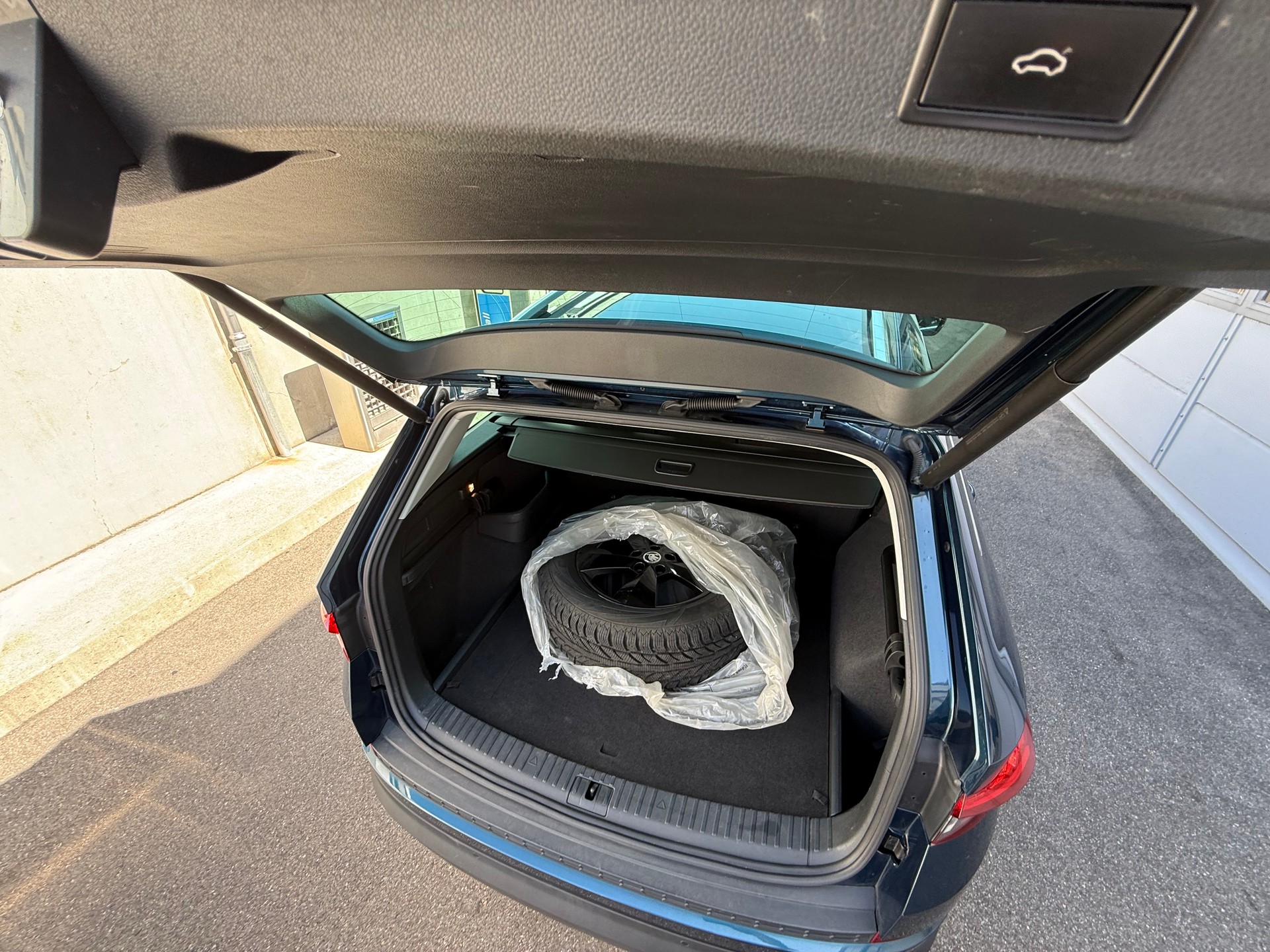 SKODA Kodiaq 2.0 TDI CR Style 4x4 DSG *Frisch ab MFK 20.August 2026 *Tempomat *Umgebung Kamera *Notbremsfunktion *Keyless Entry/Go-image-4