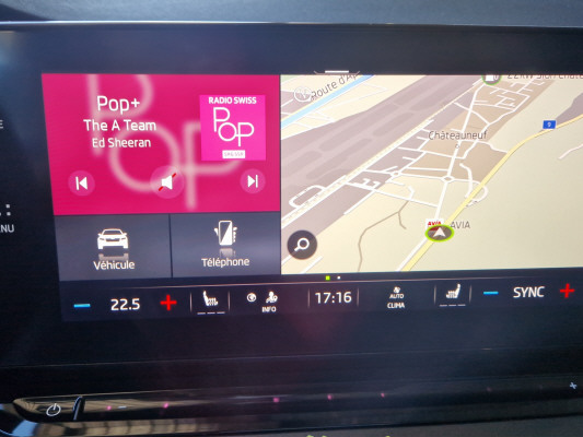 SKODA Octavia 2.0 TDI Ambition-image-11