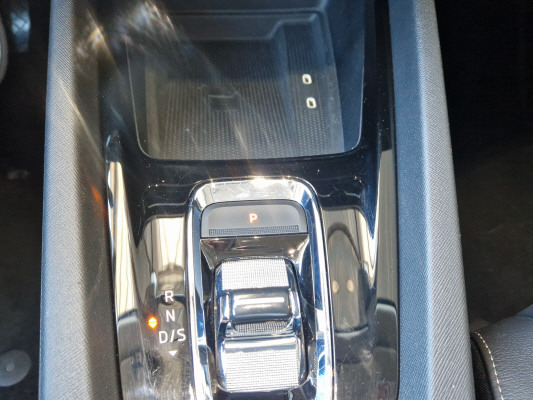 SKODA Octavia 2.0 TDI Ambition-image-8