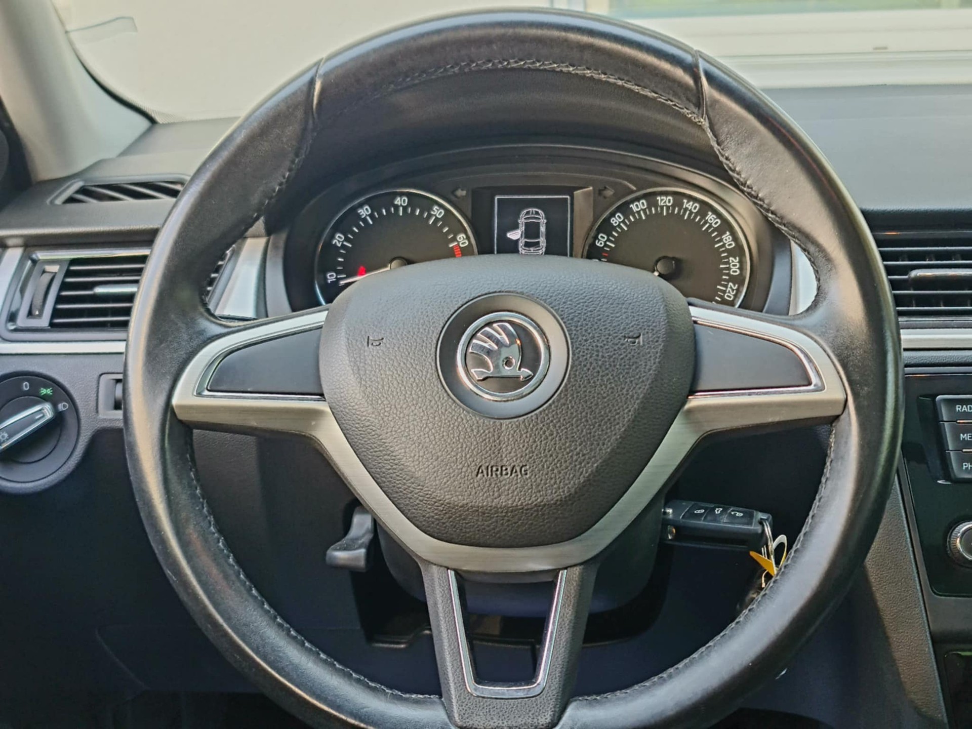 SKODA Rapid Spaceback 1.2 TSI Ambition-image-14