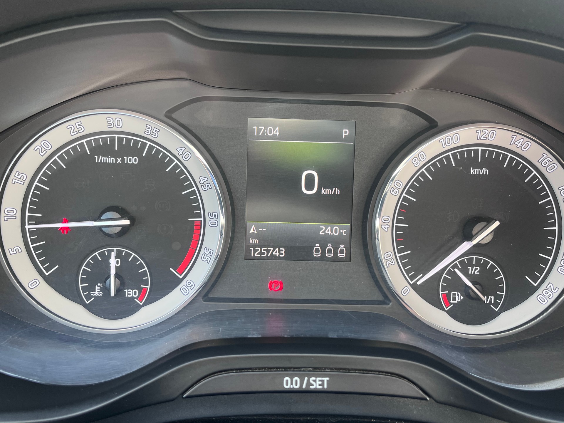 SKODA 2.0 TDI 190 Style DSG-image-4
