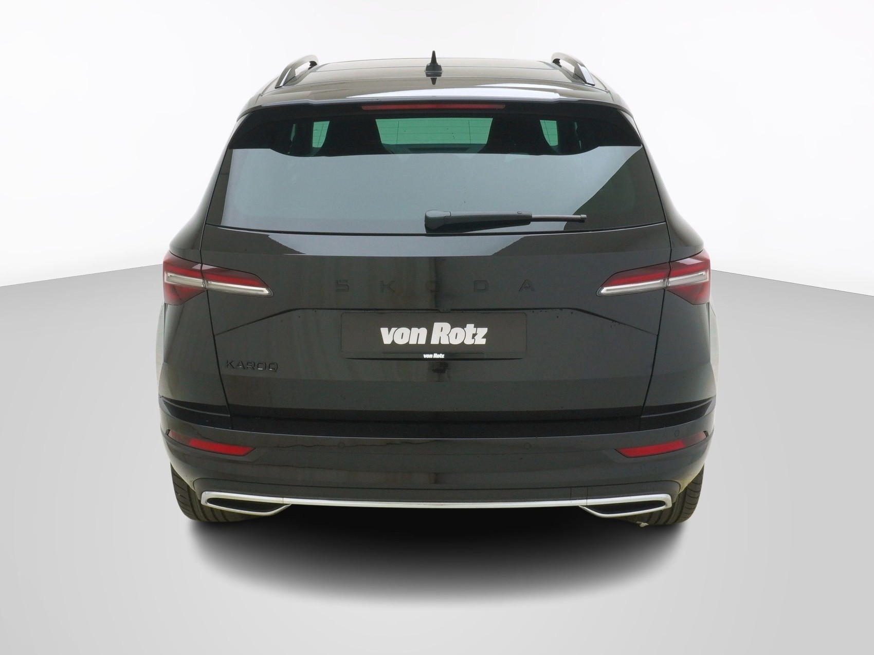SKODA Karoq 1.5 TSI SportLine DSG-image-1