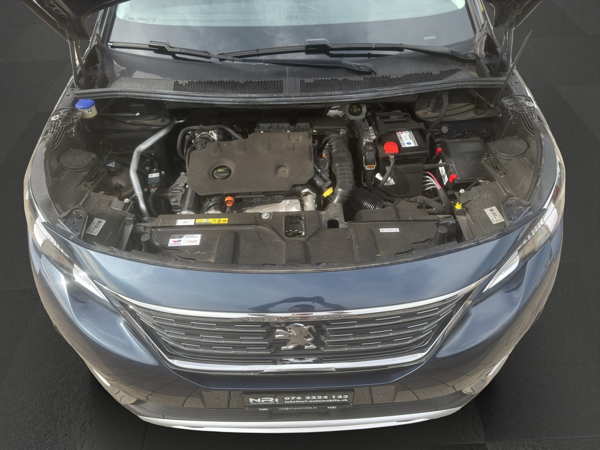 PEUGEOT 5008 1.5 BlueHDi Allure-image-15