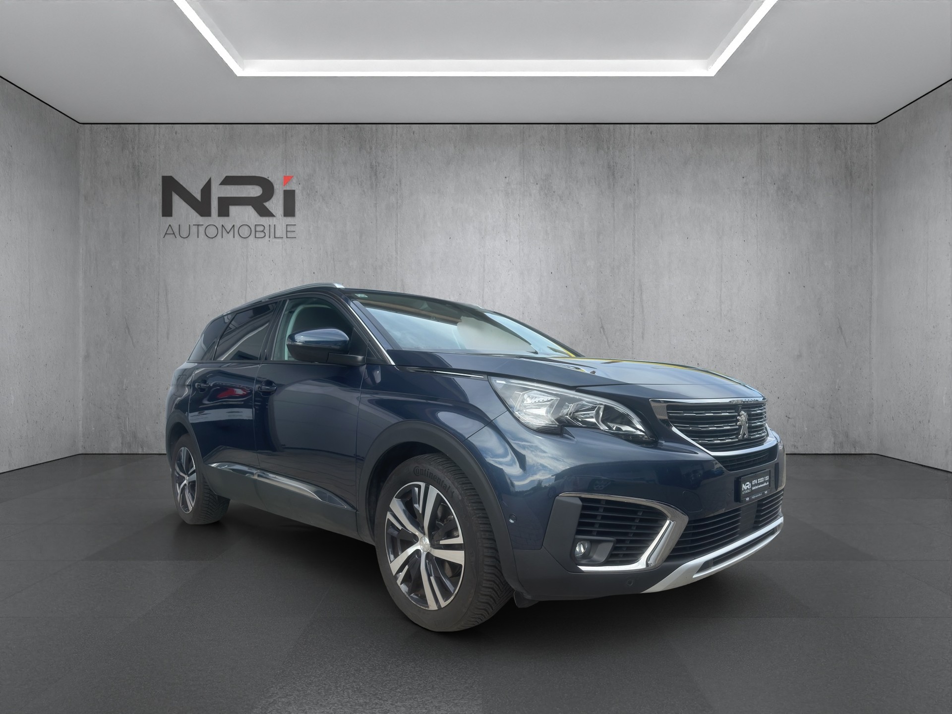 PEUGEOT 5008 1.5 BlueHDi Allure-showroom-element-1