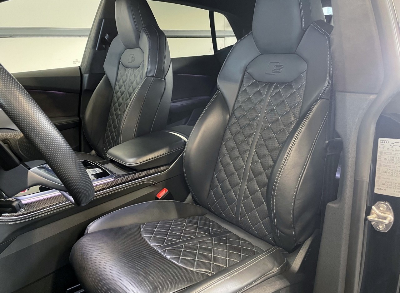 AUDI SQ8 TFSI quattro tiptronic-image-12