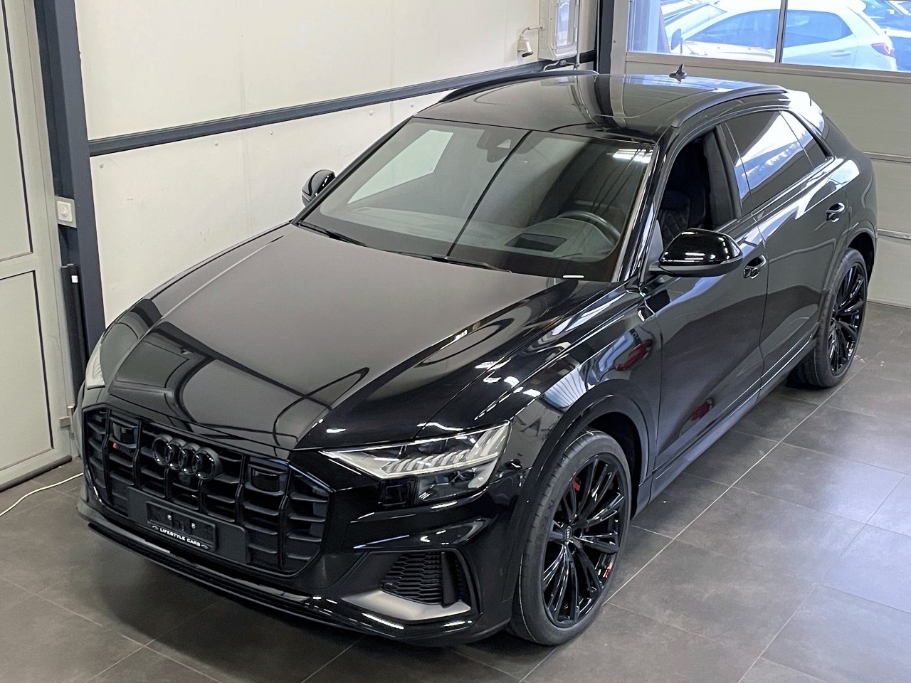 AUDI SQ8 TFSI quattro tiptronic-image-5