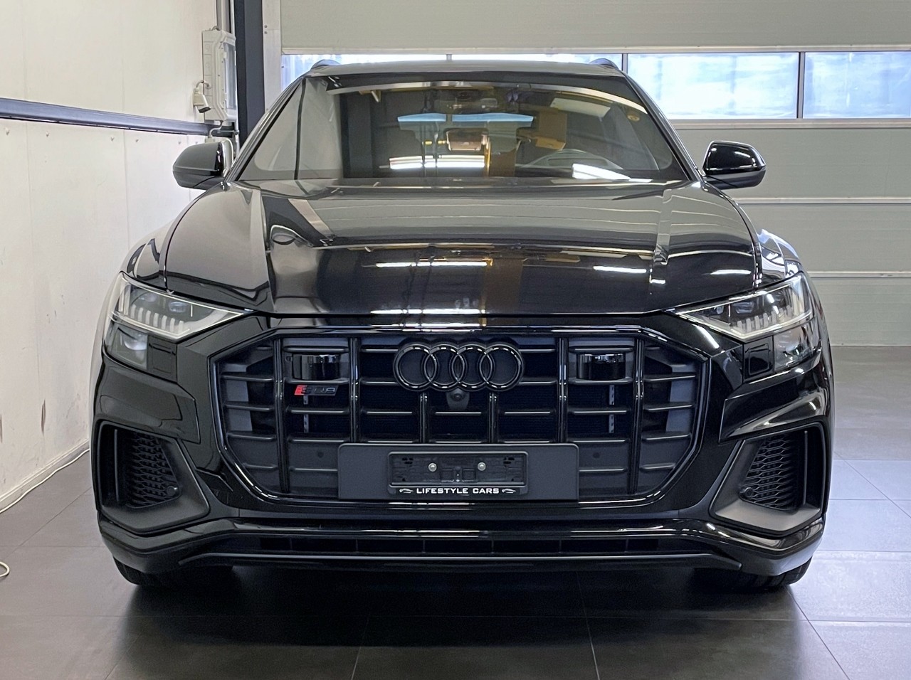 AUDI SQ8 TFSI quattro tiptronic-image-6