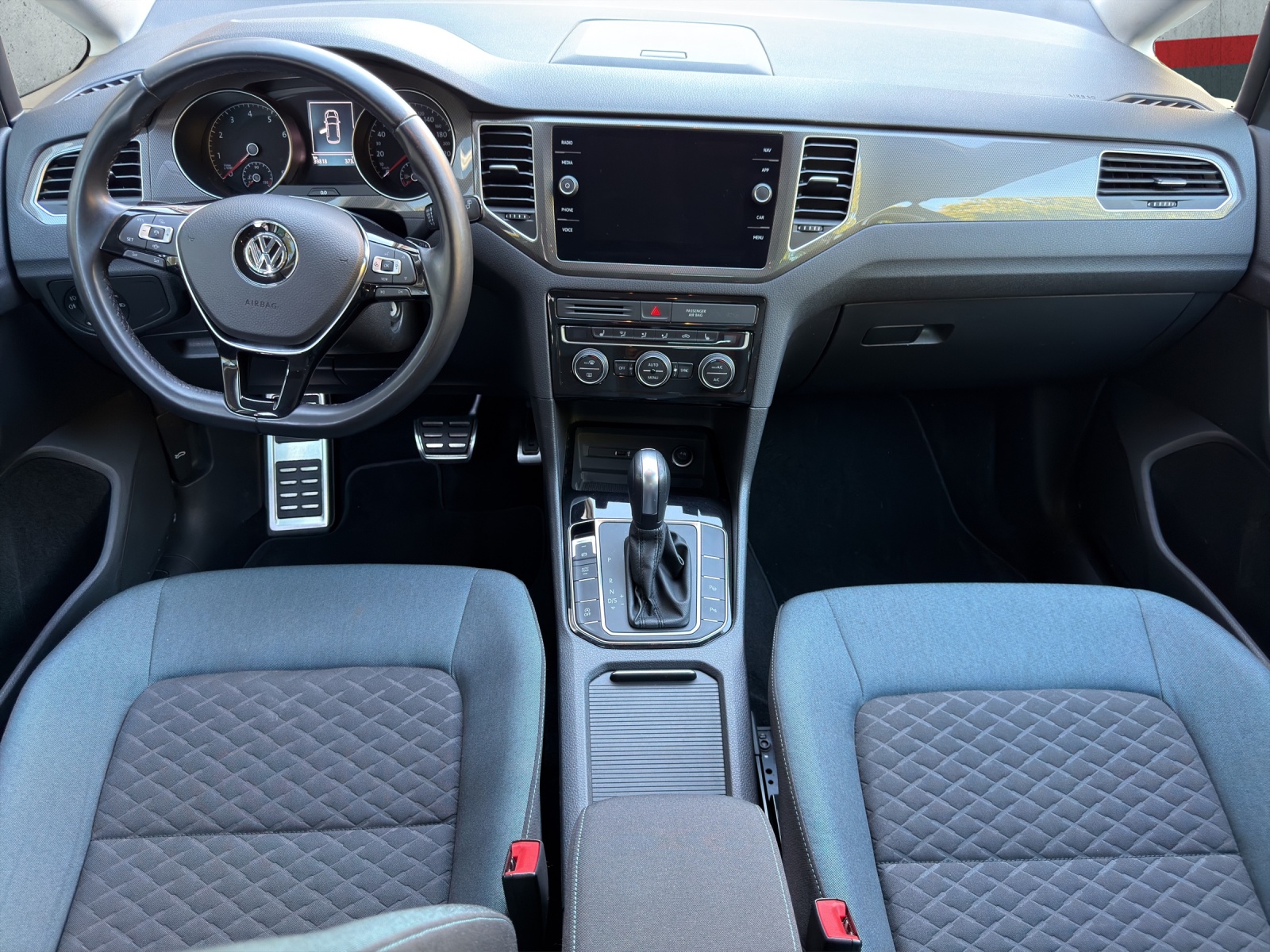 VW Golf Sportsvan 1.5 TSI EVO Comfortline DSG-image-10