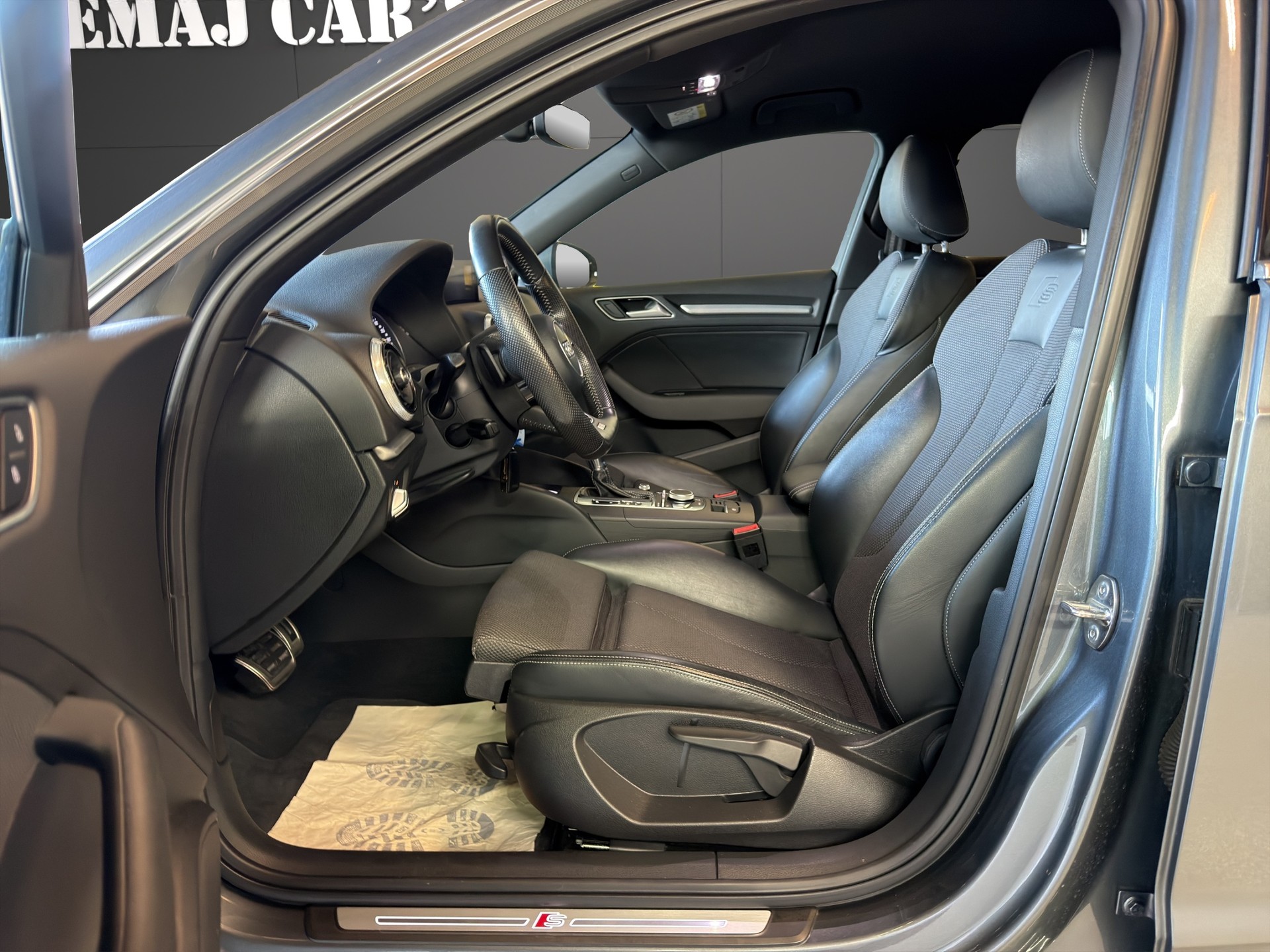 AUDI A3 Sportback 1.4 TFSI S Line S-tronic Facelift-image-13