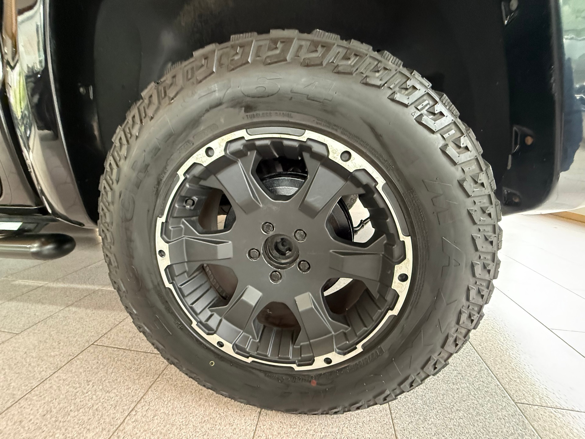 VW Amarok 2.0 BiTDI Trendline 4Motion permanent A-image-12