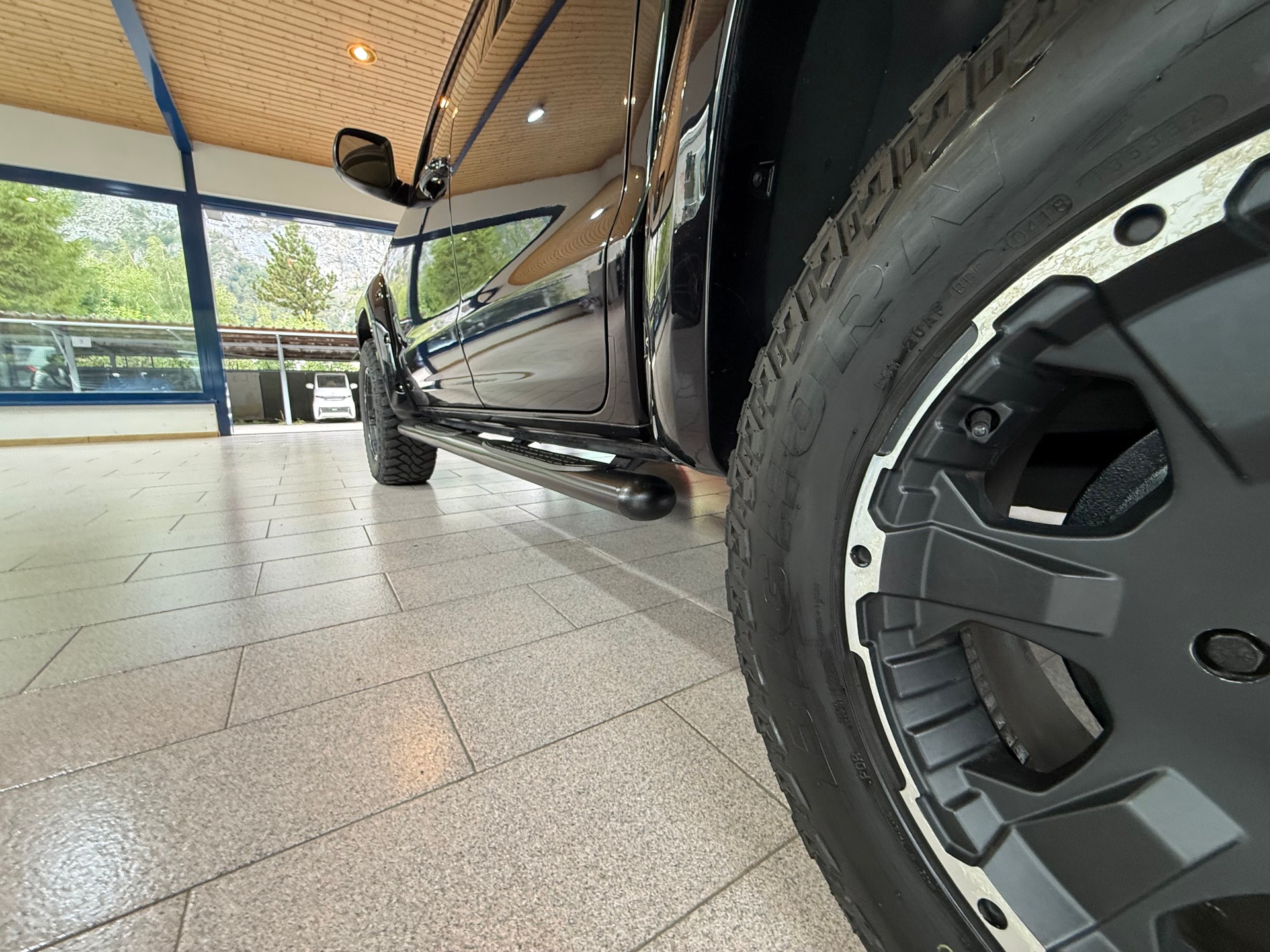 VW Amarok 2.0 BiTDI Trendline 4Motion permanent A-image-13
