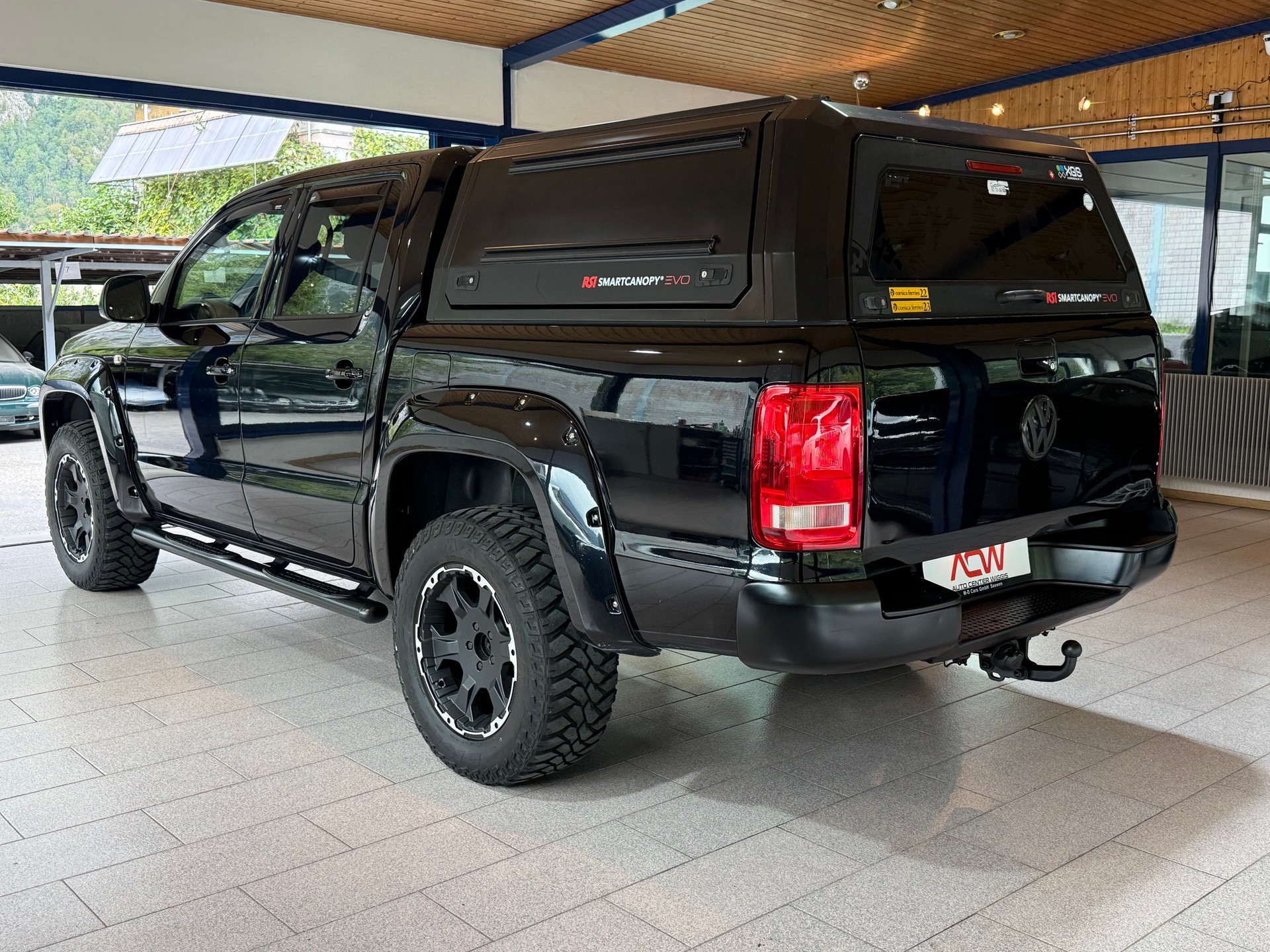 VW Amarok 2.0 BiTDI Trendline 4Motion permanent A-image-8