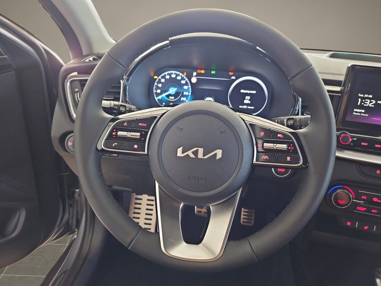 KIA XCeed 1.6 GDi Plug-in Hybrid Style-image-12