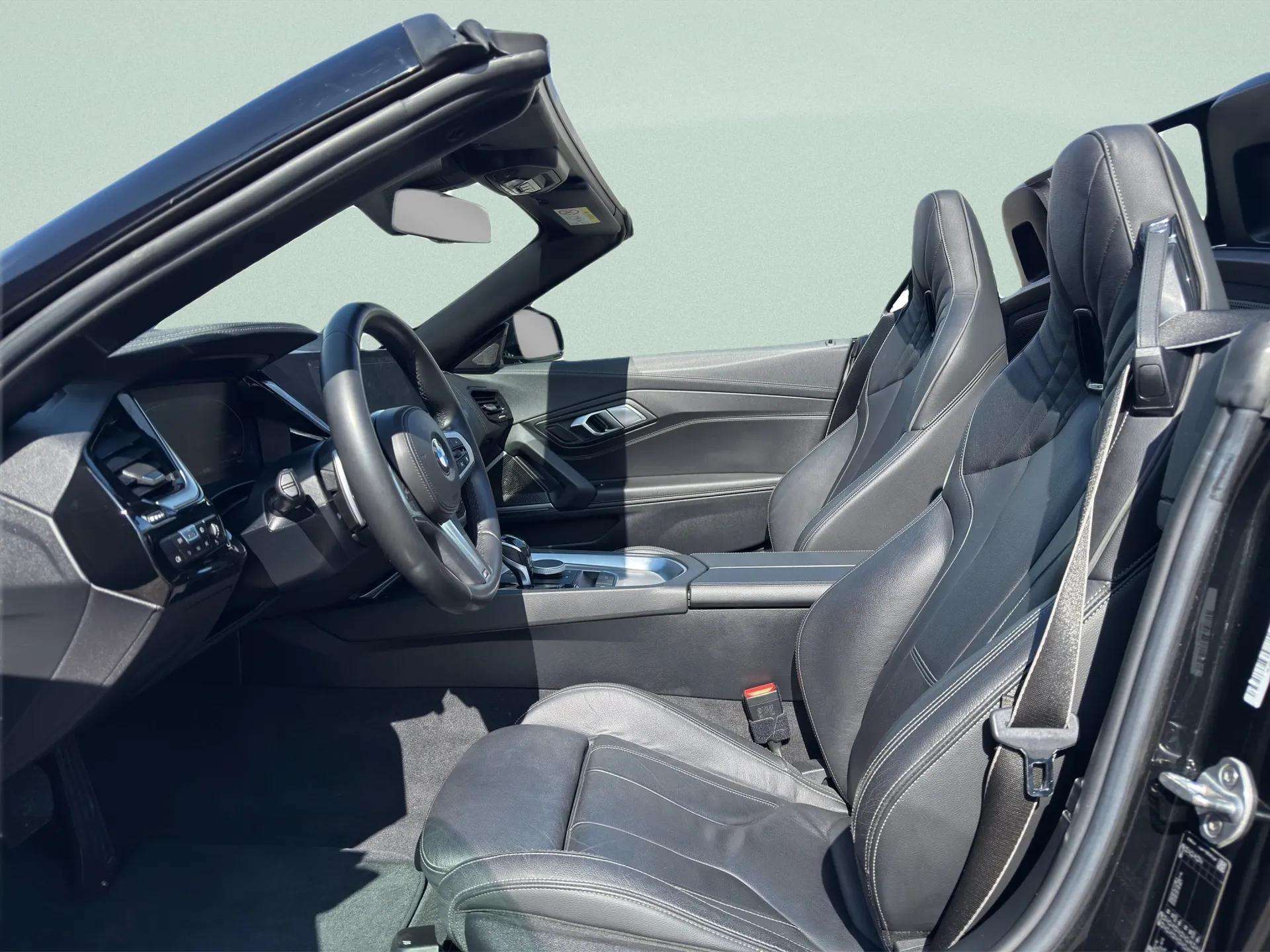 BMW Z4 sDrive 30i Sport Line Steptronic-image-12