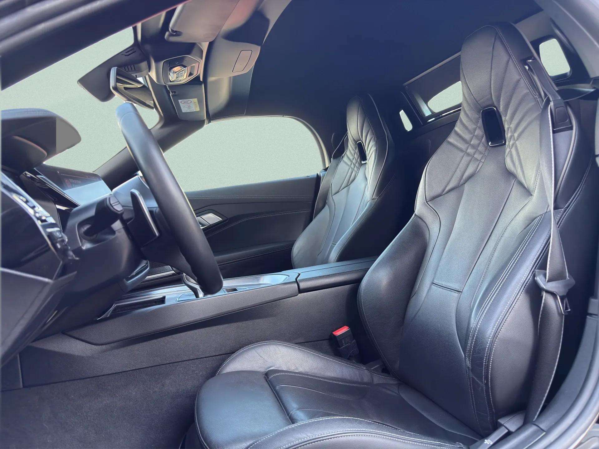 BMW Z4 sDrive 30i Sport Line Steptronic-image-11