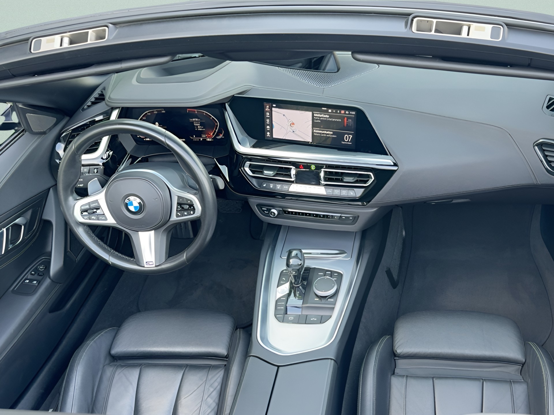 BMW Z4 sDrive 30i Sport Line Steptronic-image-15