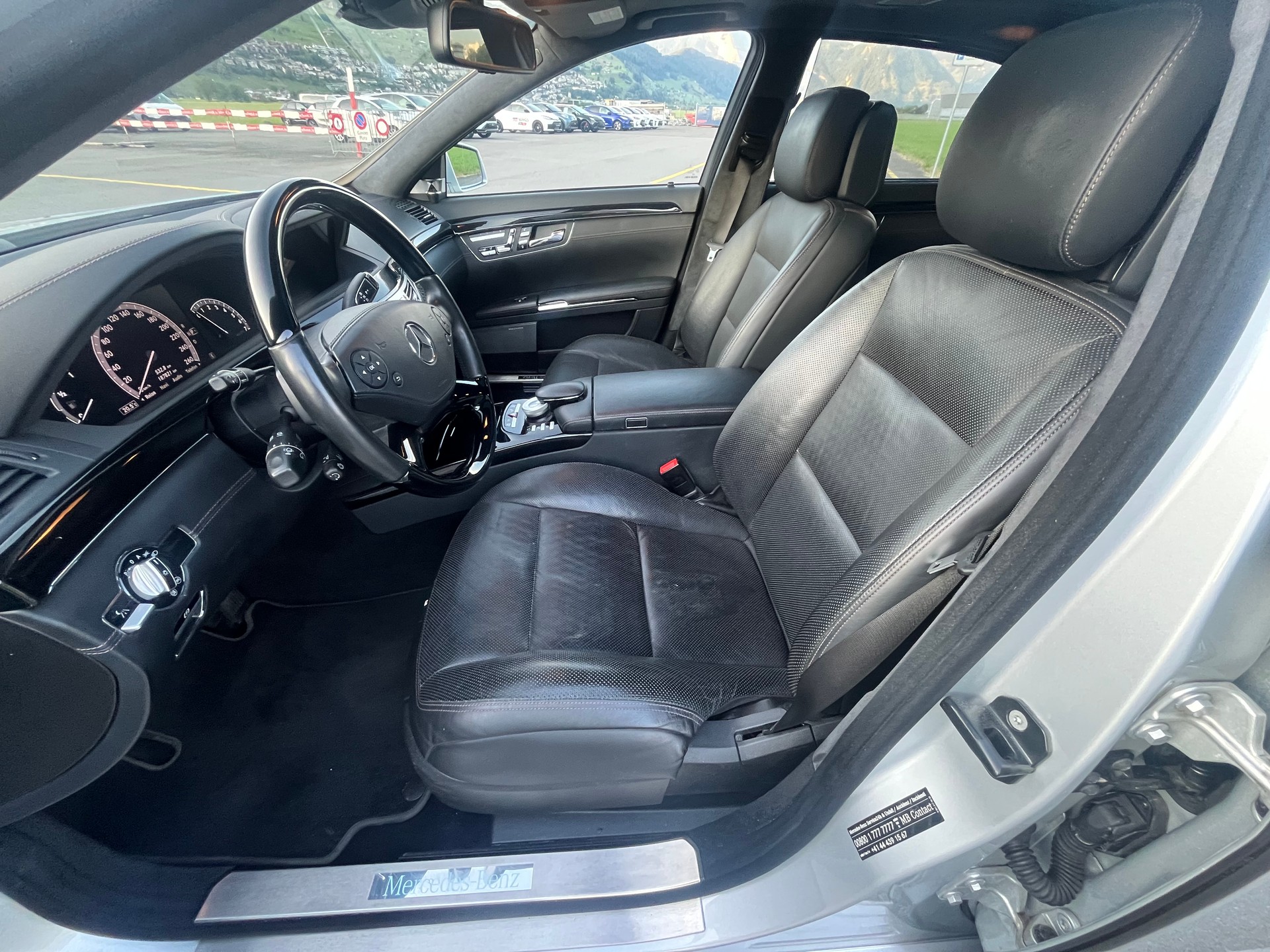 MERCEDES-BENZ S 500 L BlueEfficiency SS 4Matic 7G-Tronic-image-5
