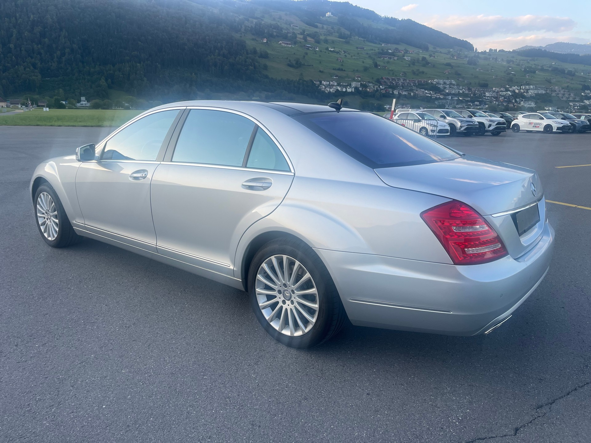 MERCEDES-BENZ S 500 L BlueEfficiency SS 4Matic 7G-Tronic-image-10