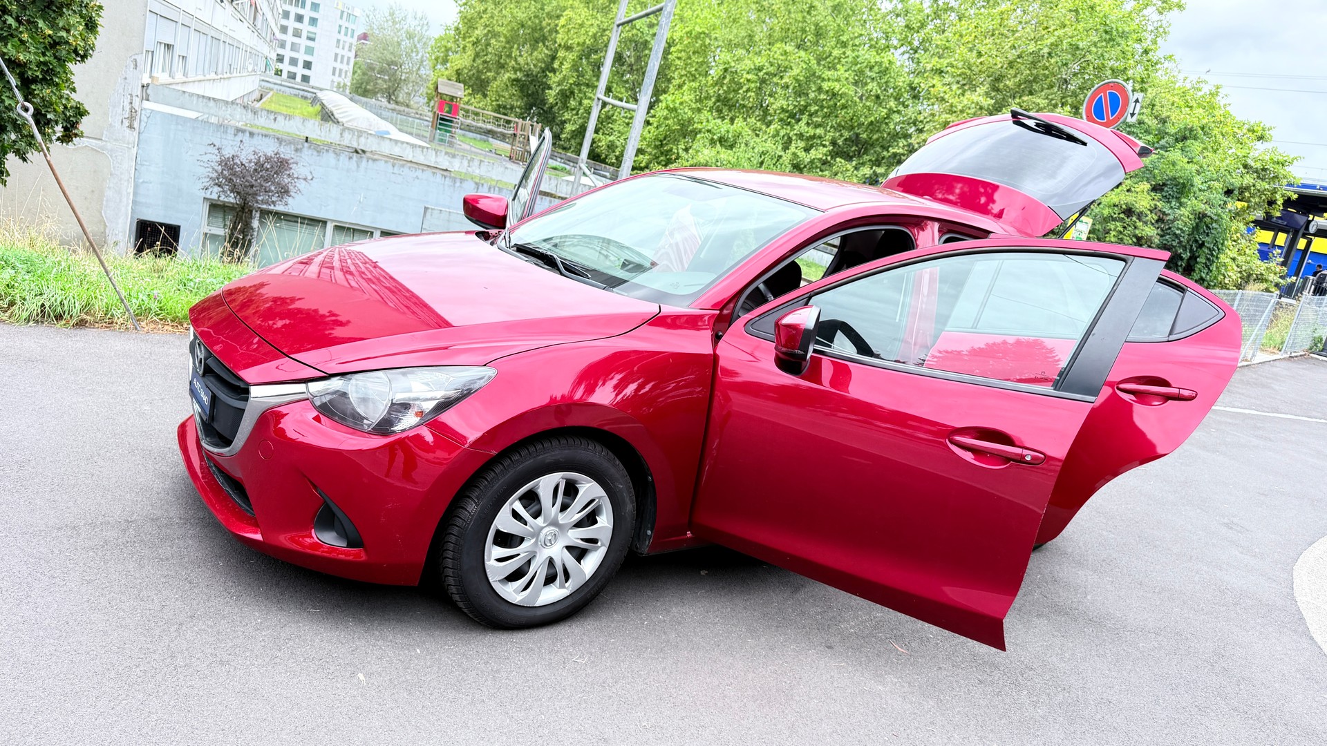 MAZDA 2 SKYACTIV-G 90 Ambition Plus Automat-image-8