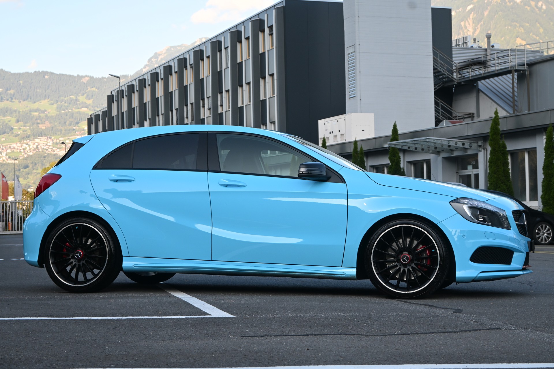 MERCEDES-BENZ A 250 Sport 4Matic 7G-DCT Speziell ab MFK & frischem Service Top Gepflegt Innen Aussen. TOP Angebot. (Foliert 3 m Folie)-showroom-element-3