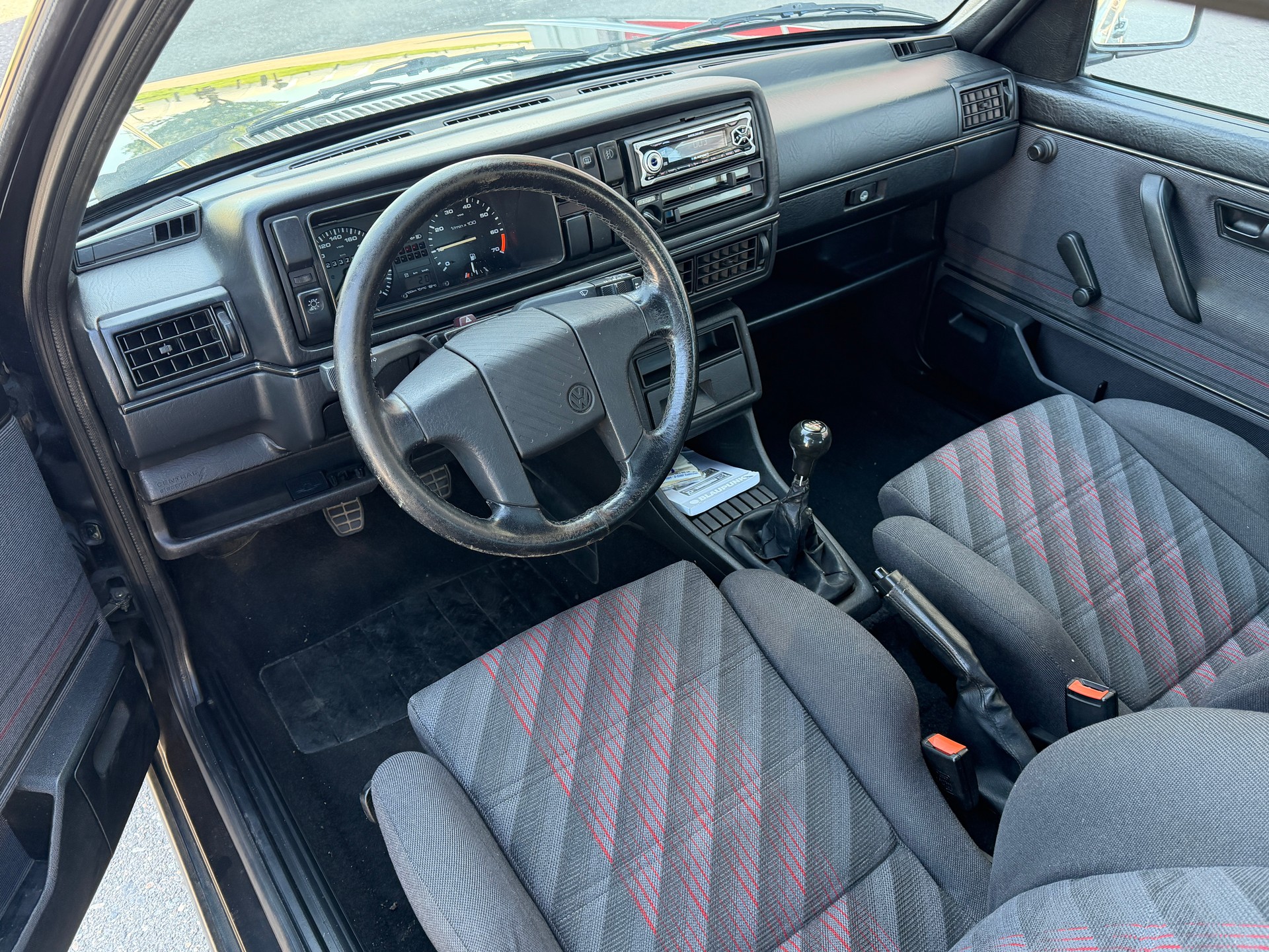 VW Golf 1800 GTI G60-image-6