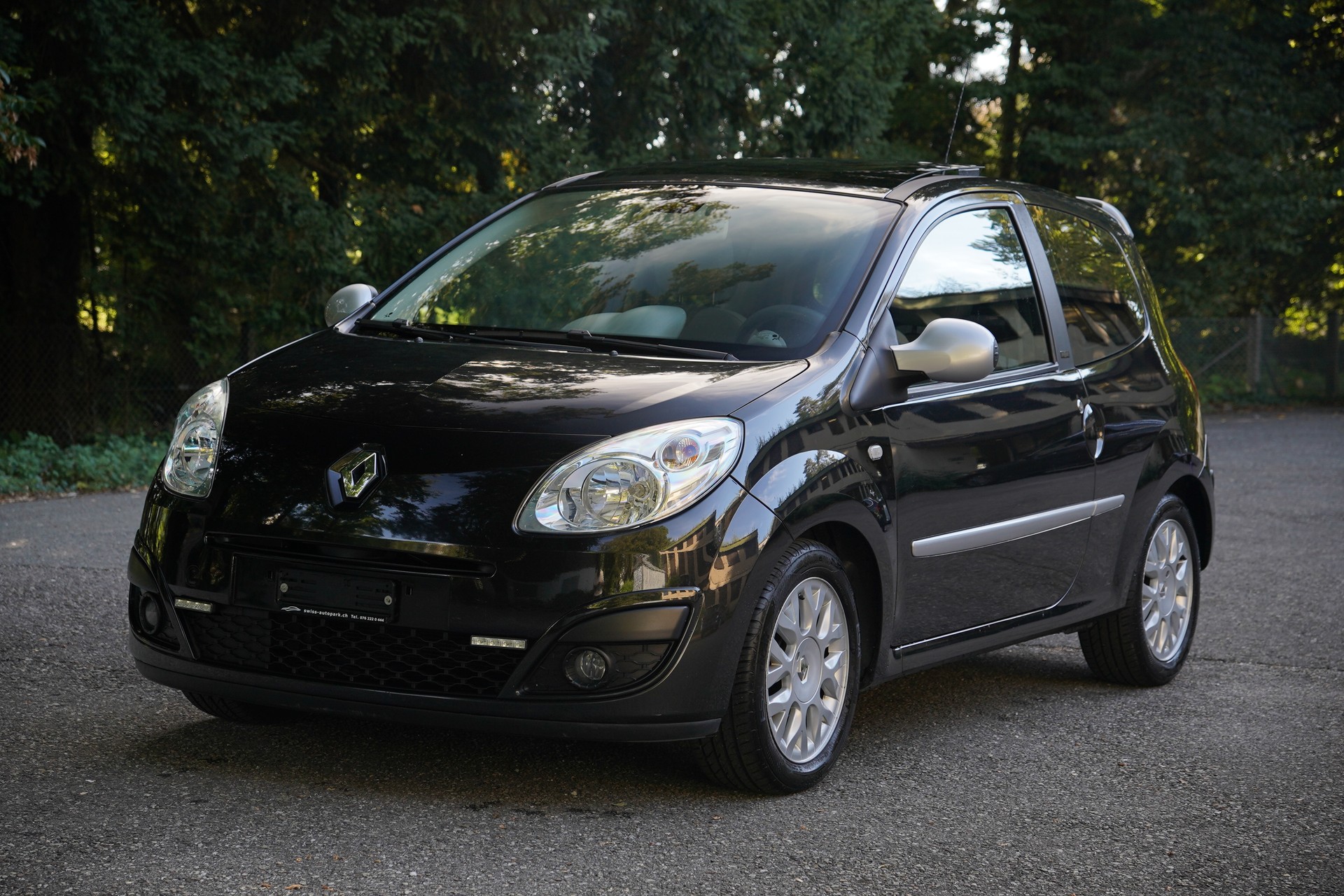 RENAULT Twingo 1.2 16V Initiale Quickshift-image-6