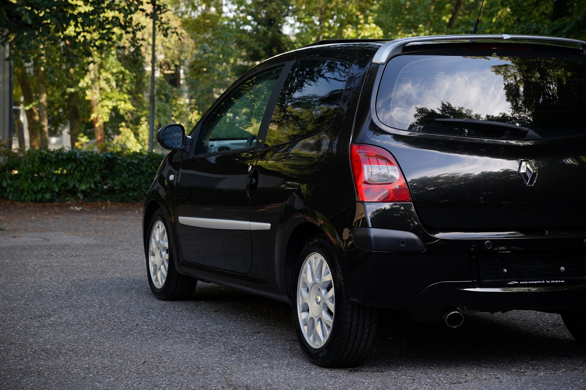 RENAULT Twingo 1.2 16V Initiale Quickshift-image-9