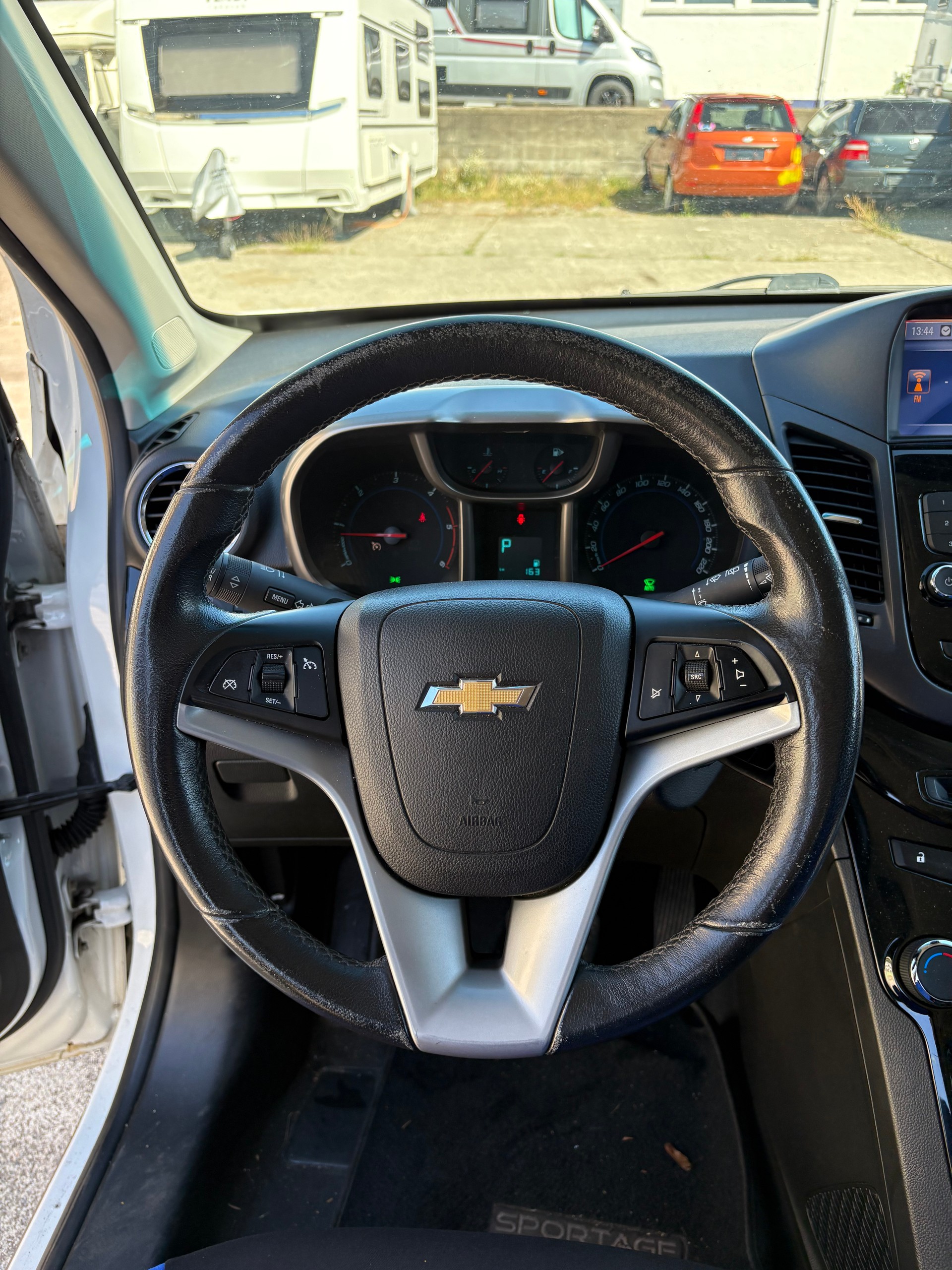 CHEVROLET Orlando 2.0 VCDi LT Automatic-image-8