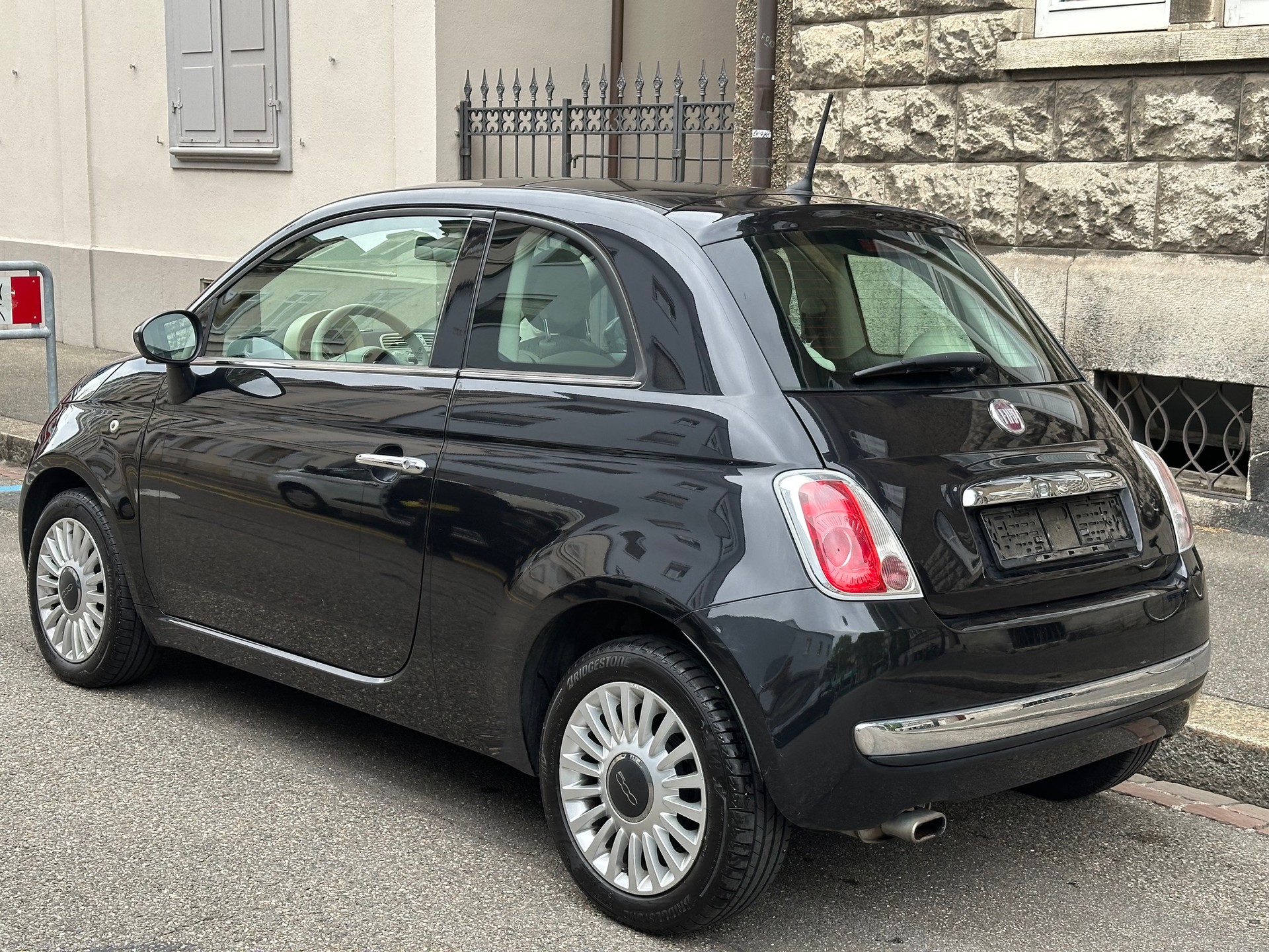 FIAT 500 1.2 Lounge-image-3