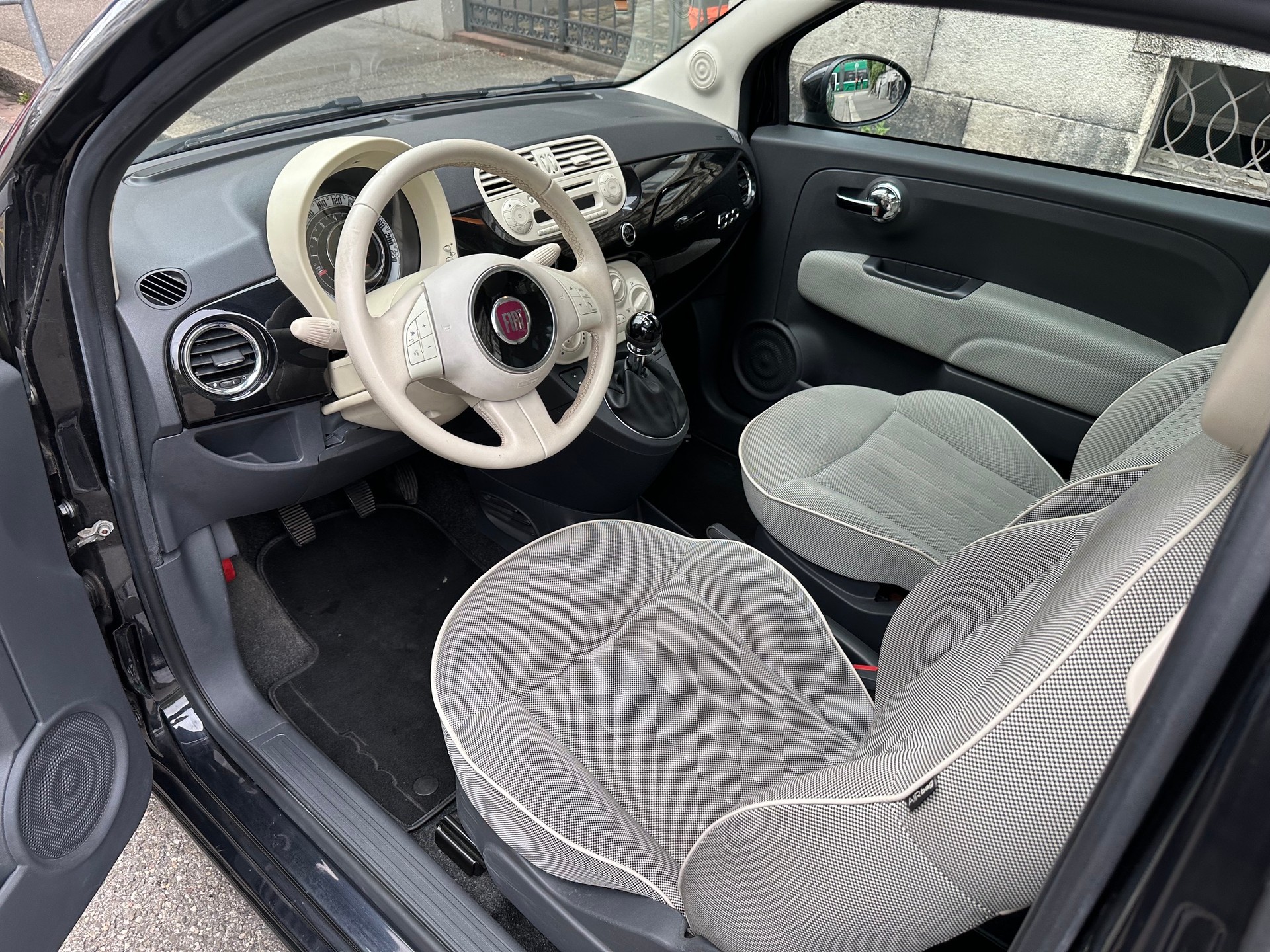 FIAT 500 1.2 Lounge-image-5