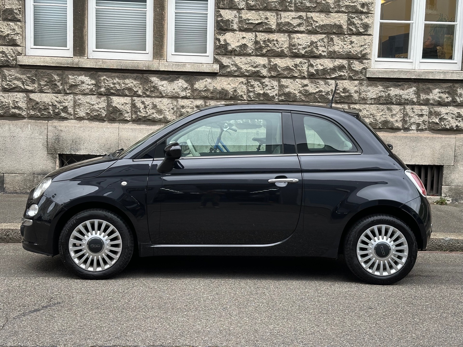 FIAT 500 1.2 Lounge-image-4