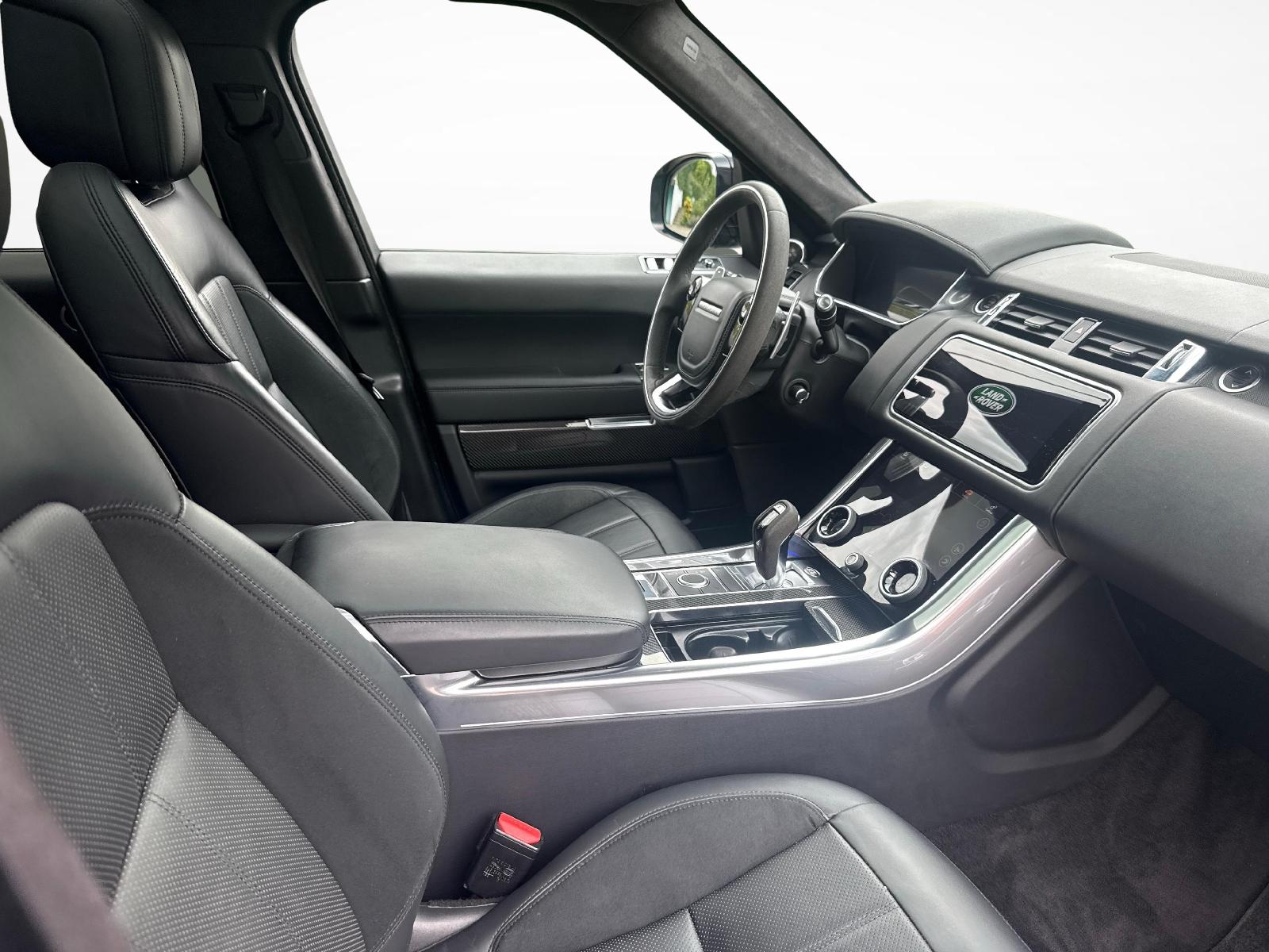 LAND ROVER Range Rover Sport 3.0 I6 HST-image-9