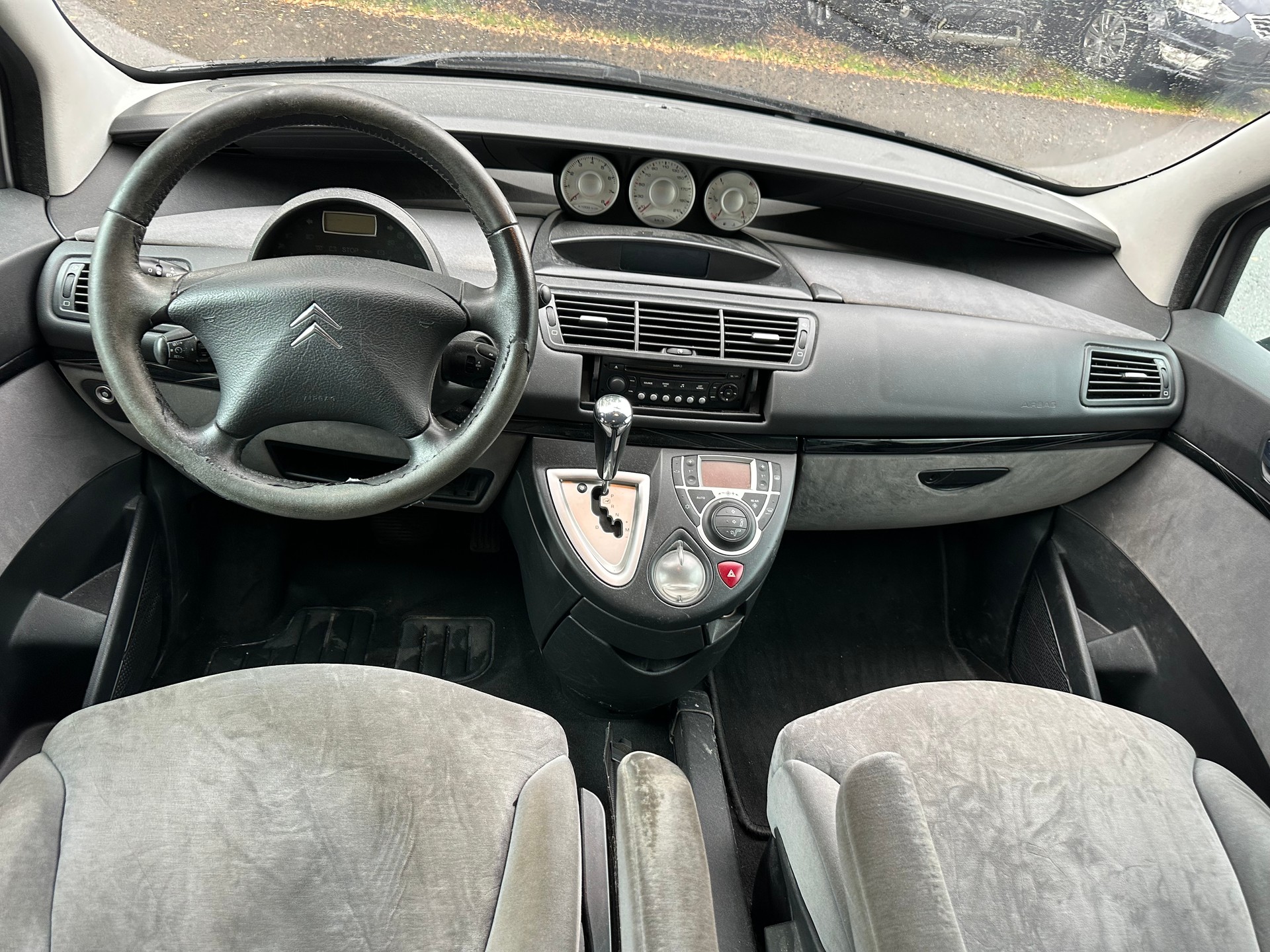 CITROEN C8 2.0 16V Exclusive-image-10