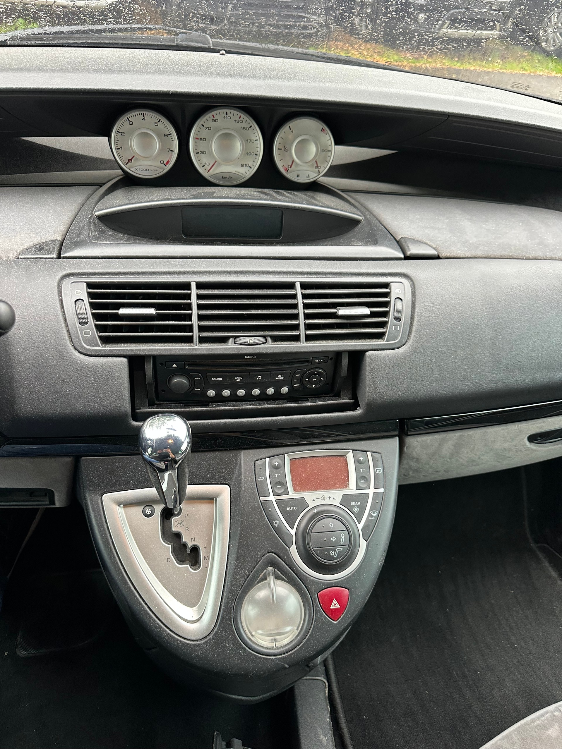 CITROEN C8 2.0 16V Exclusive-image-12
