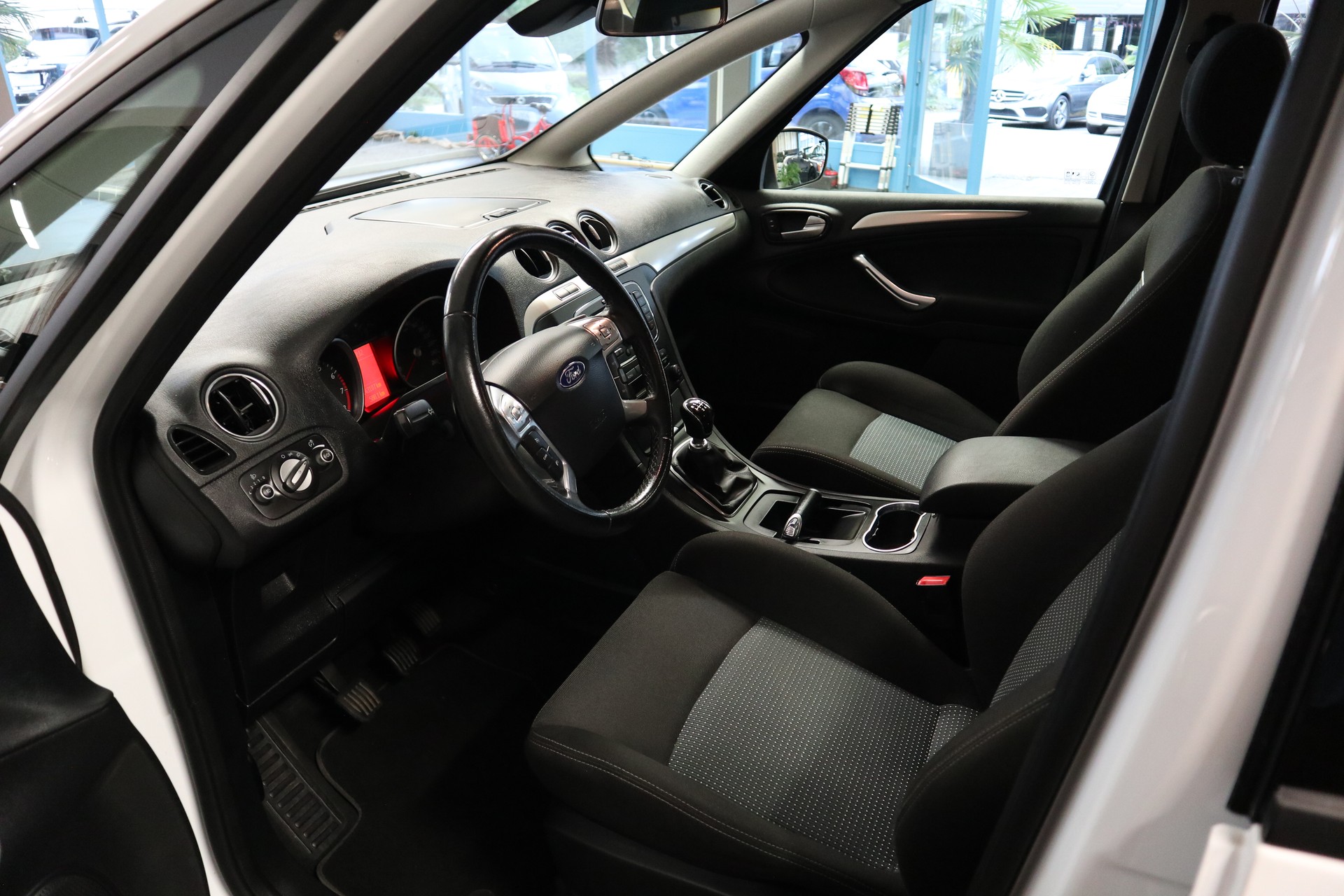 FORD S-Max 1.6 EcoB SCTi Knie Ed. S/S-image-11