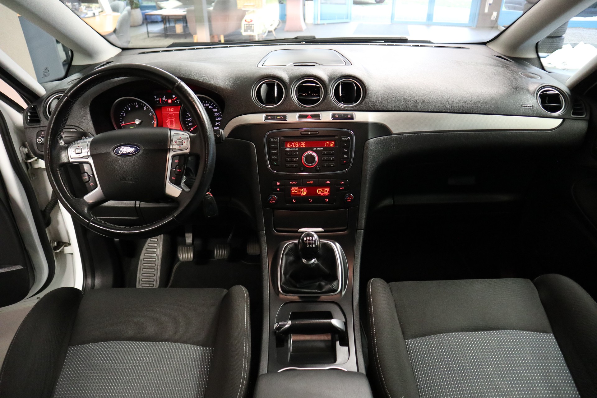FORD S-Max 1.6 EcoB SCTi Knie Ed. S/S-image-13