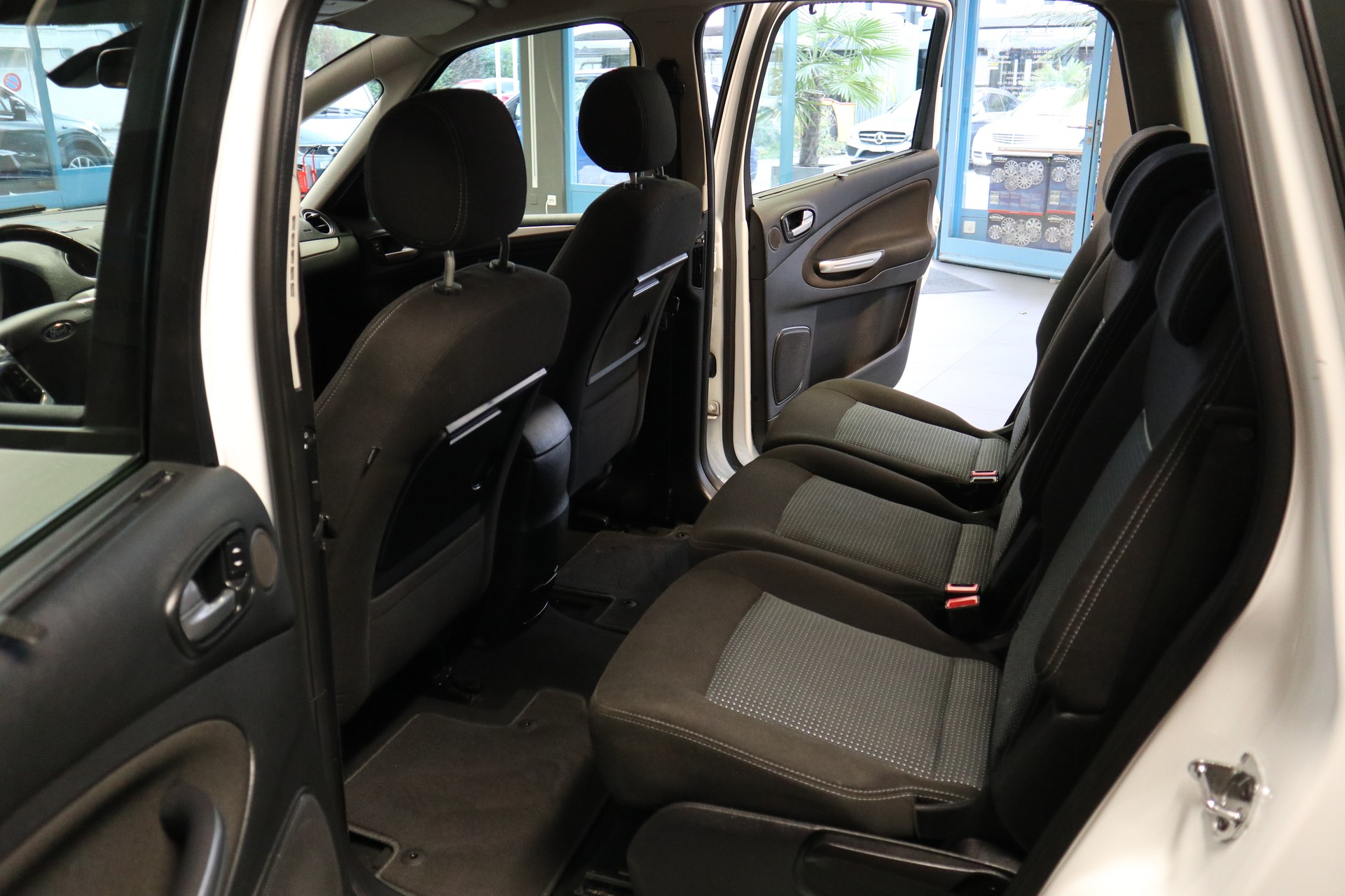 FORD S-Max 1.6 EcoB SCTi Knie Ed. S/S-image-10