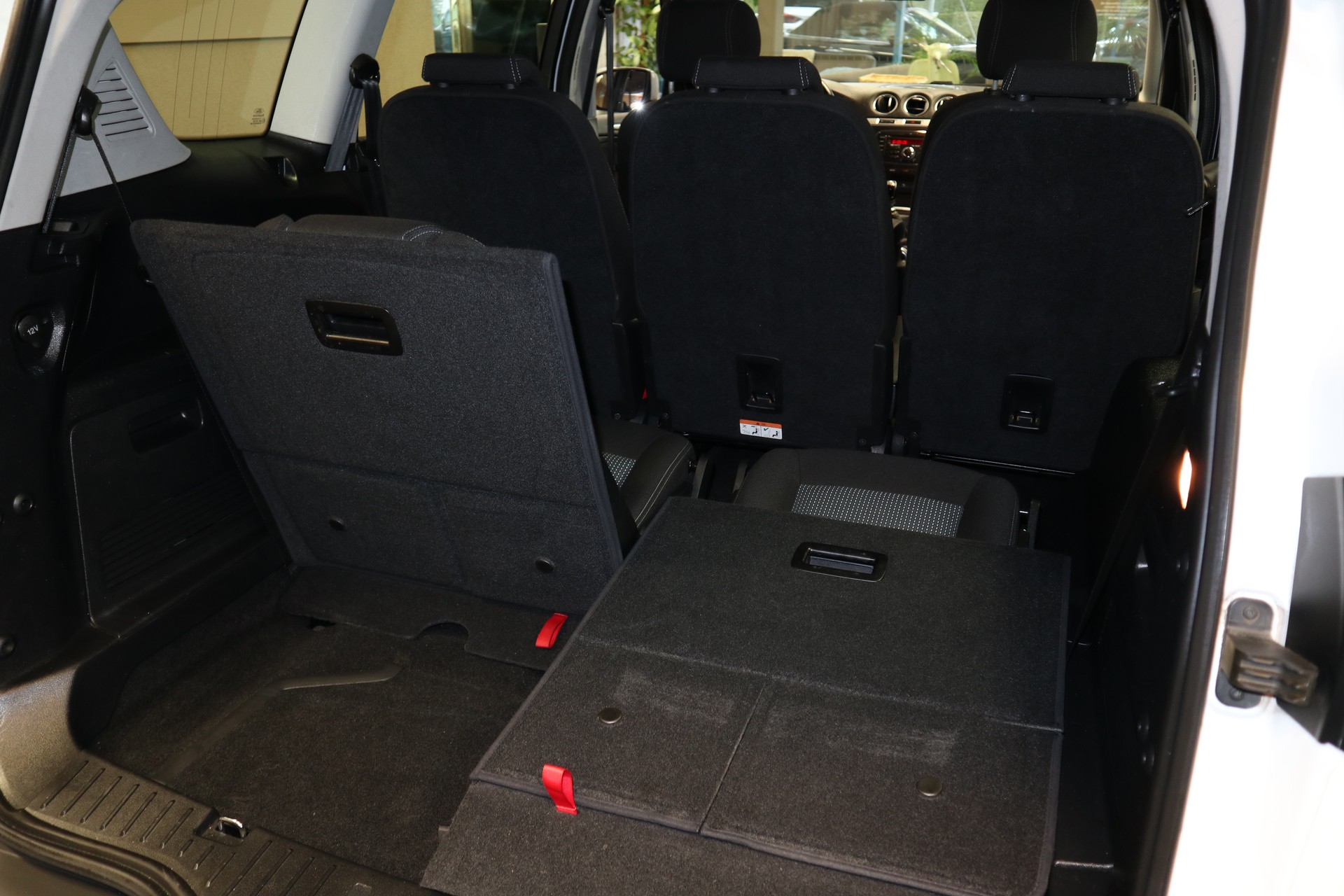 FORD S-Max 1.6 EcoB SCTi Knie Ed. S/S-image-9