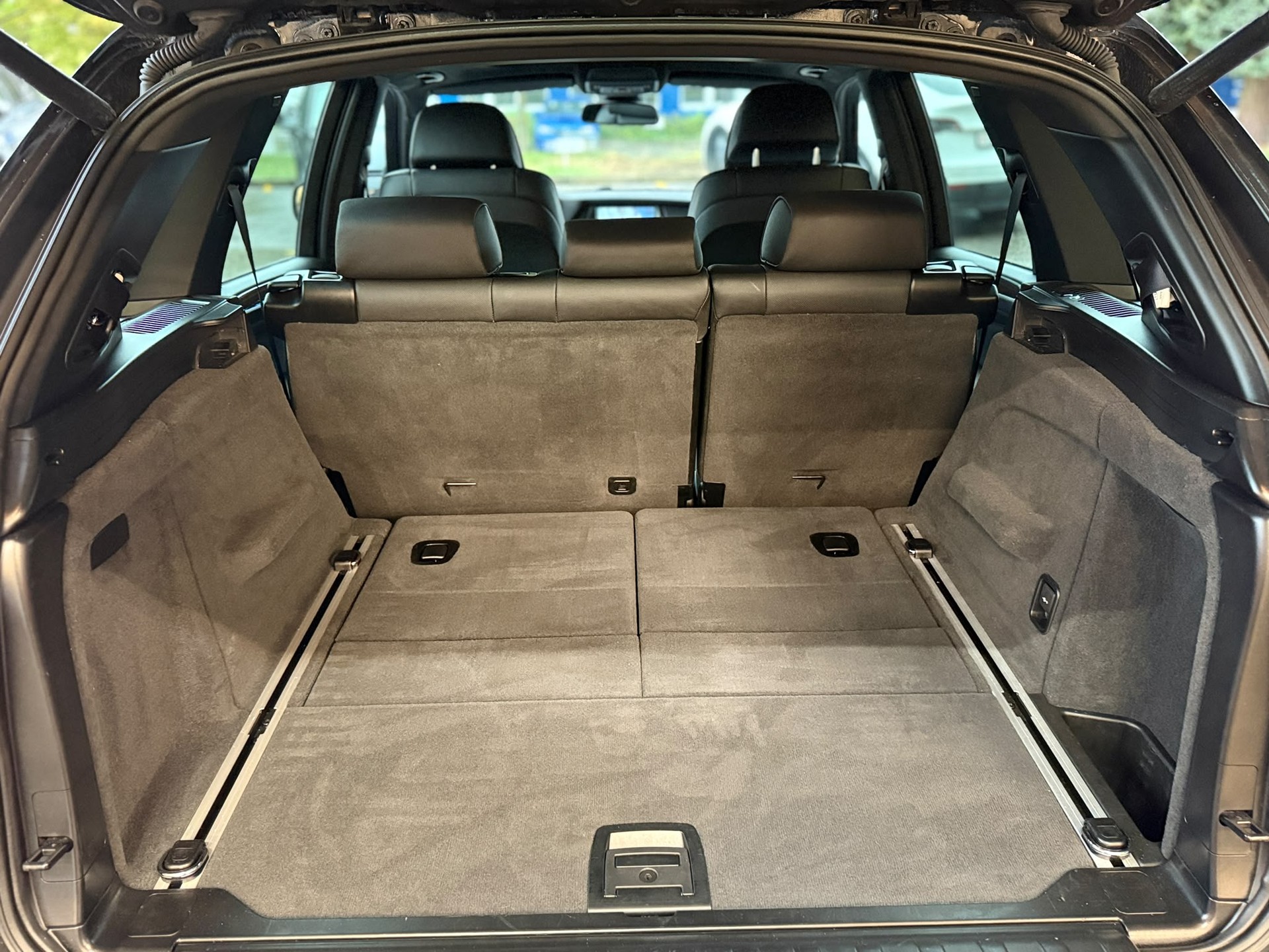BMW X5 M50d xDrive * 7 Plätzer * UNIKAT *-image-30