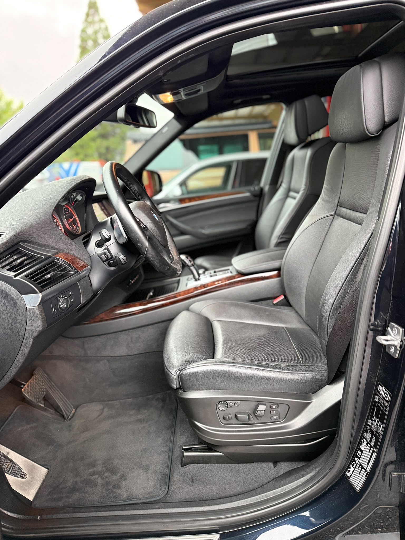 BMW X5 M50d xDrive * 7 Plätzer * UNIKAT *-image-9