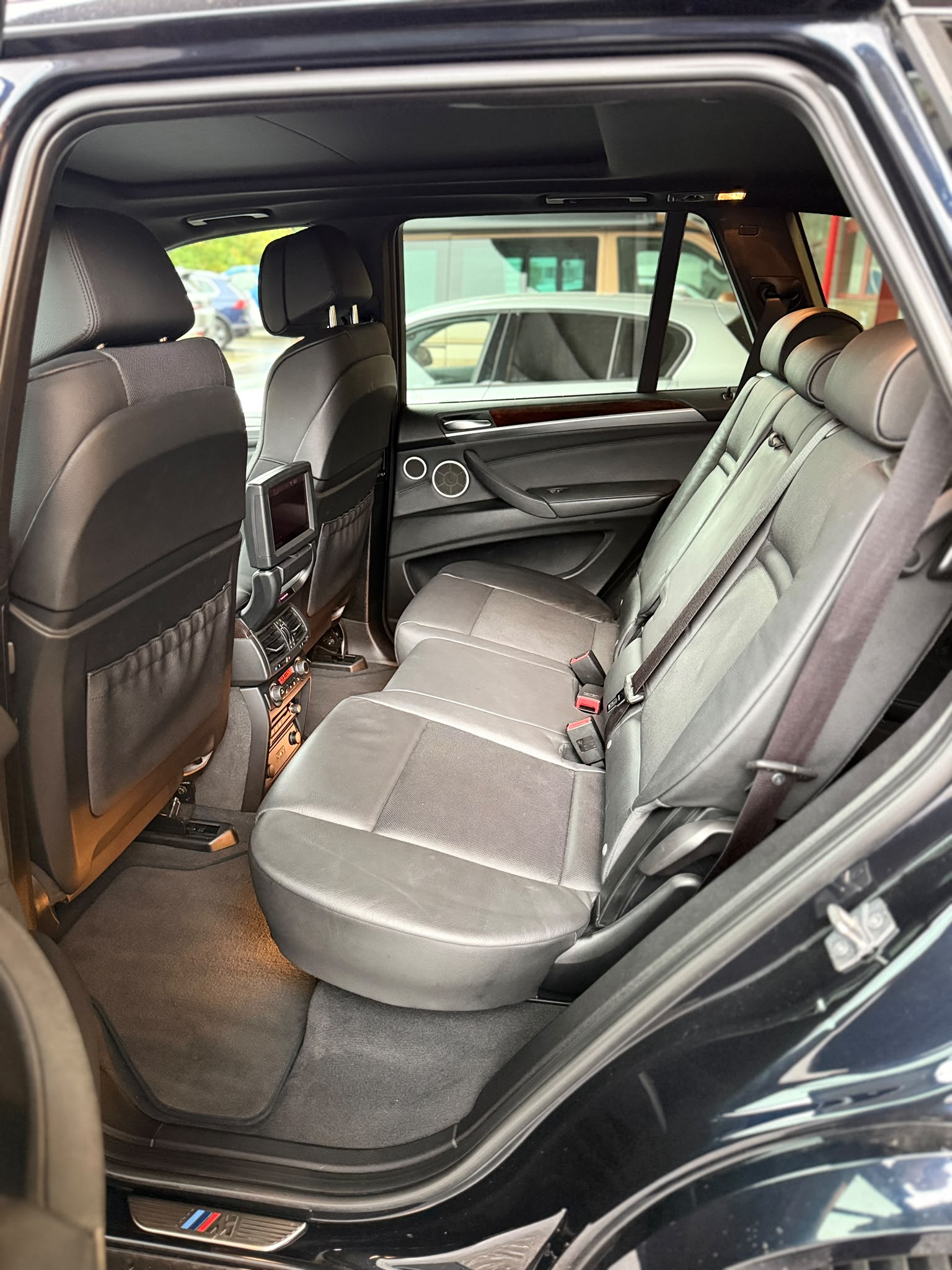 BMW X5 M50d xDrive * 7 Plätzer * UNIKAT *-image-12