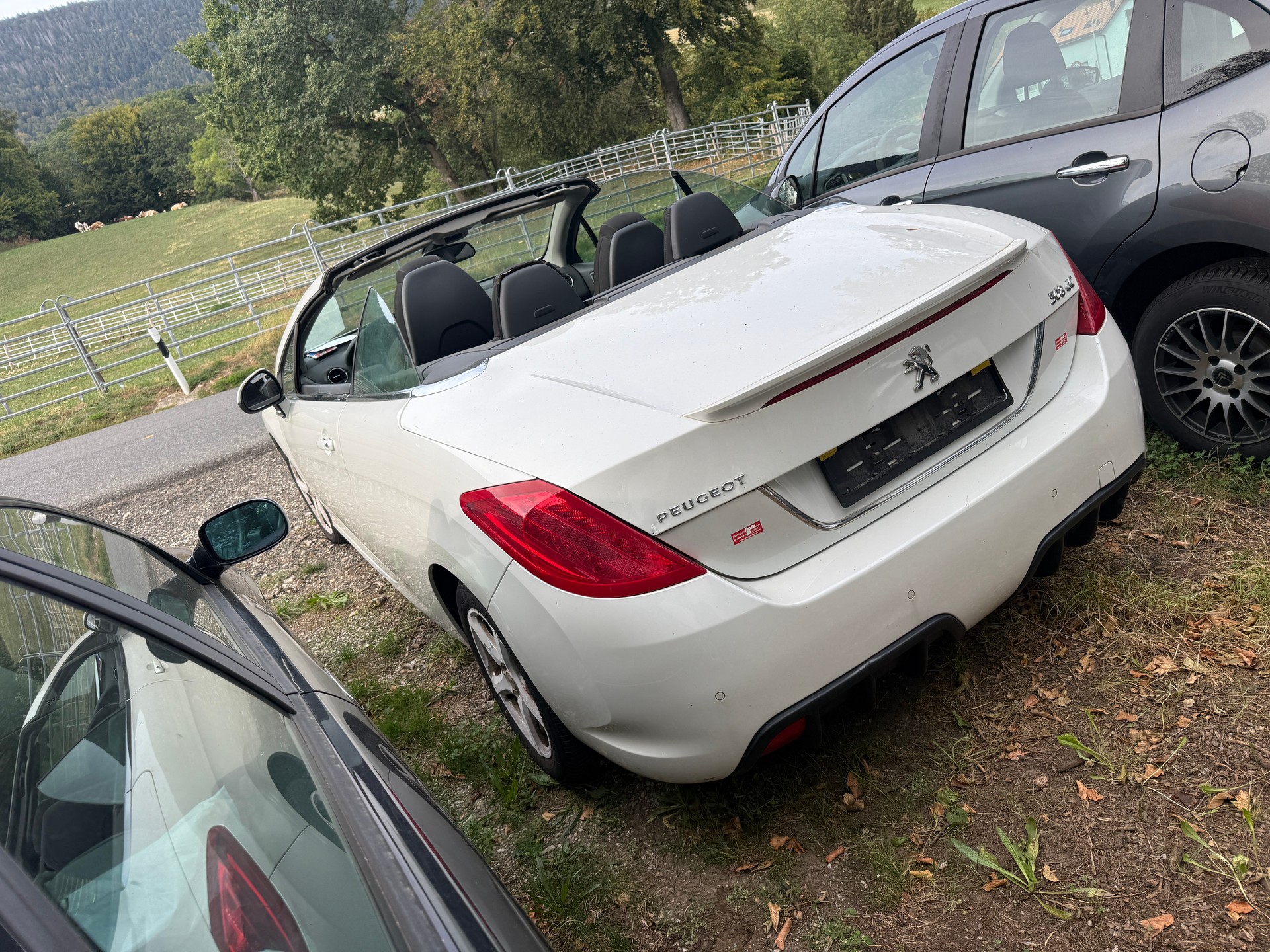PEUGEOT 308 CC 1.6 16V Turbo Active-image-4