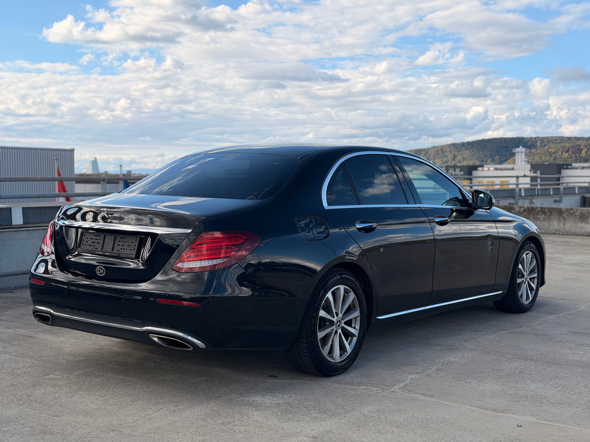 MERCEDES-BENZ E 200 9G-Tronic-image-3
